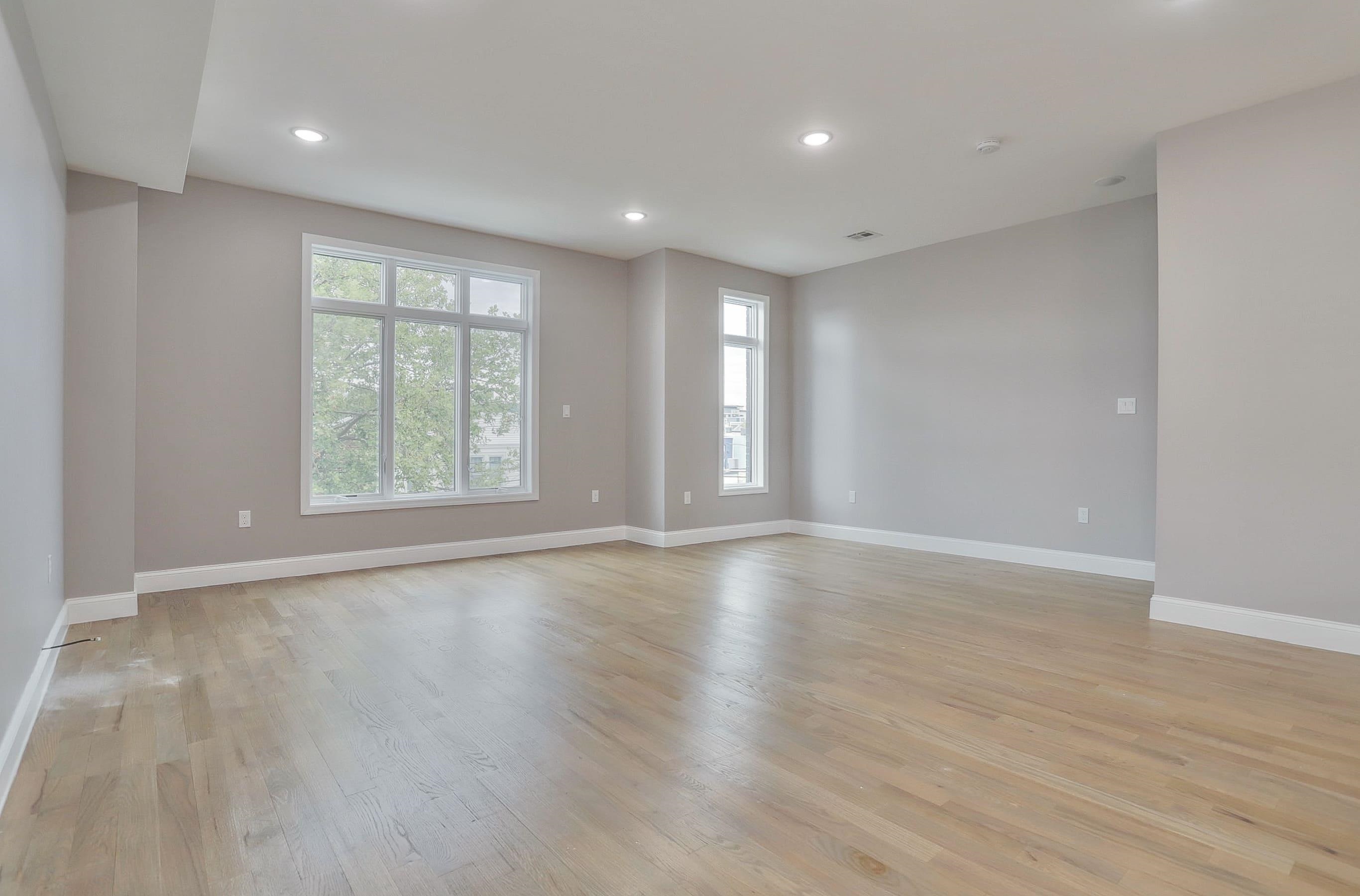 362 VIRGINIA AVE Unit: 2