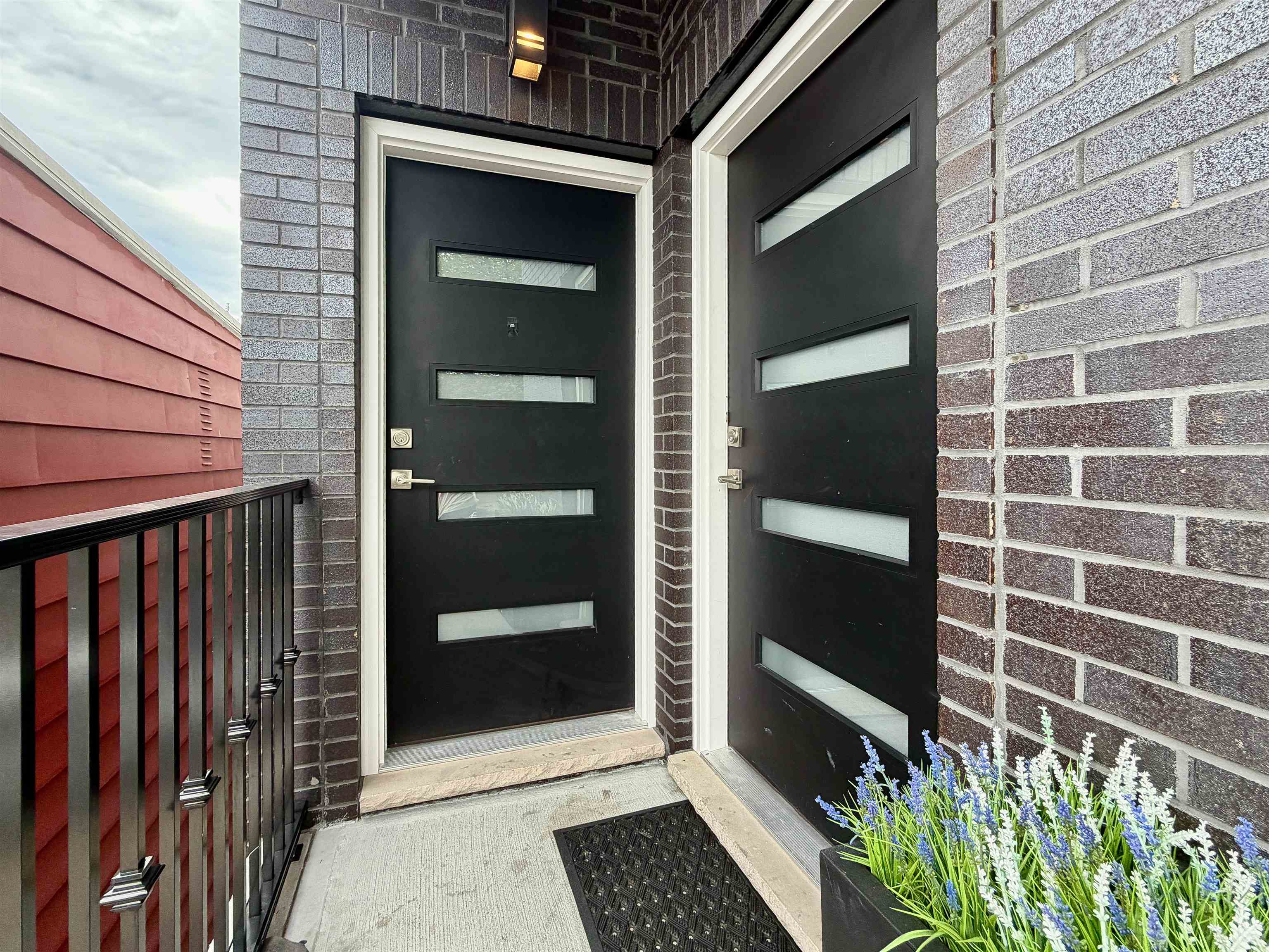 362 VIRGINIA AVE Unit: 2
