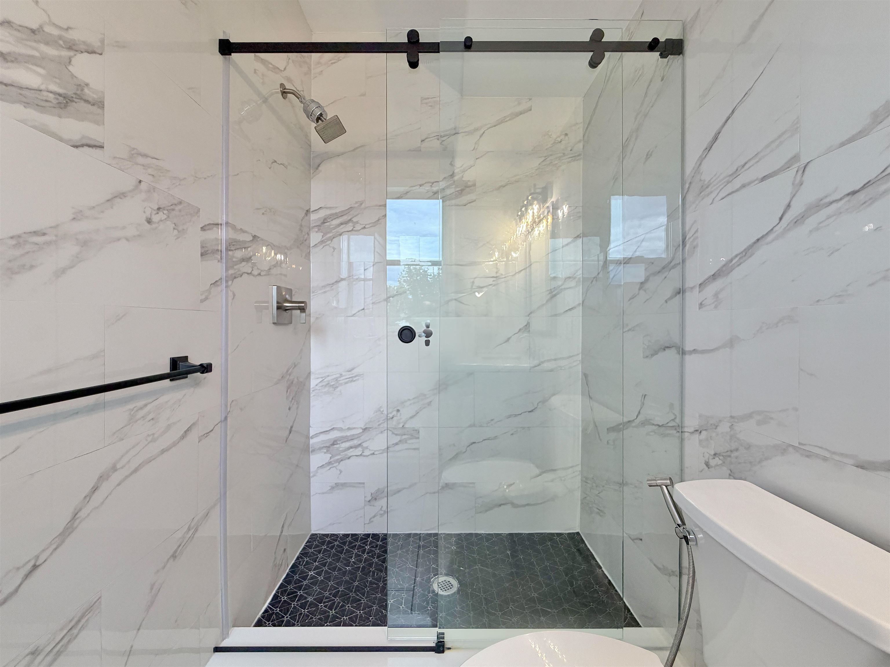 362 VIRGINIA AVE Unit: 2