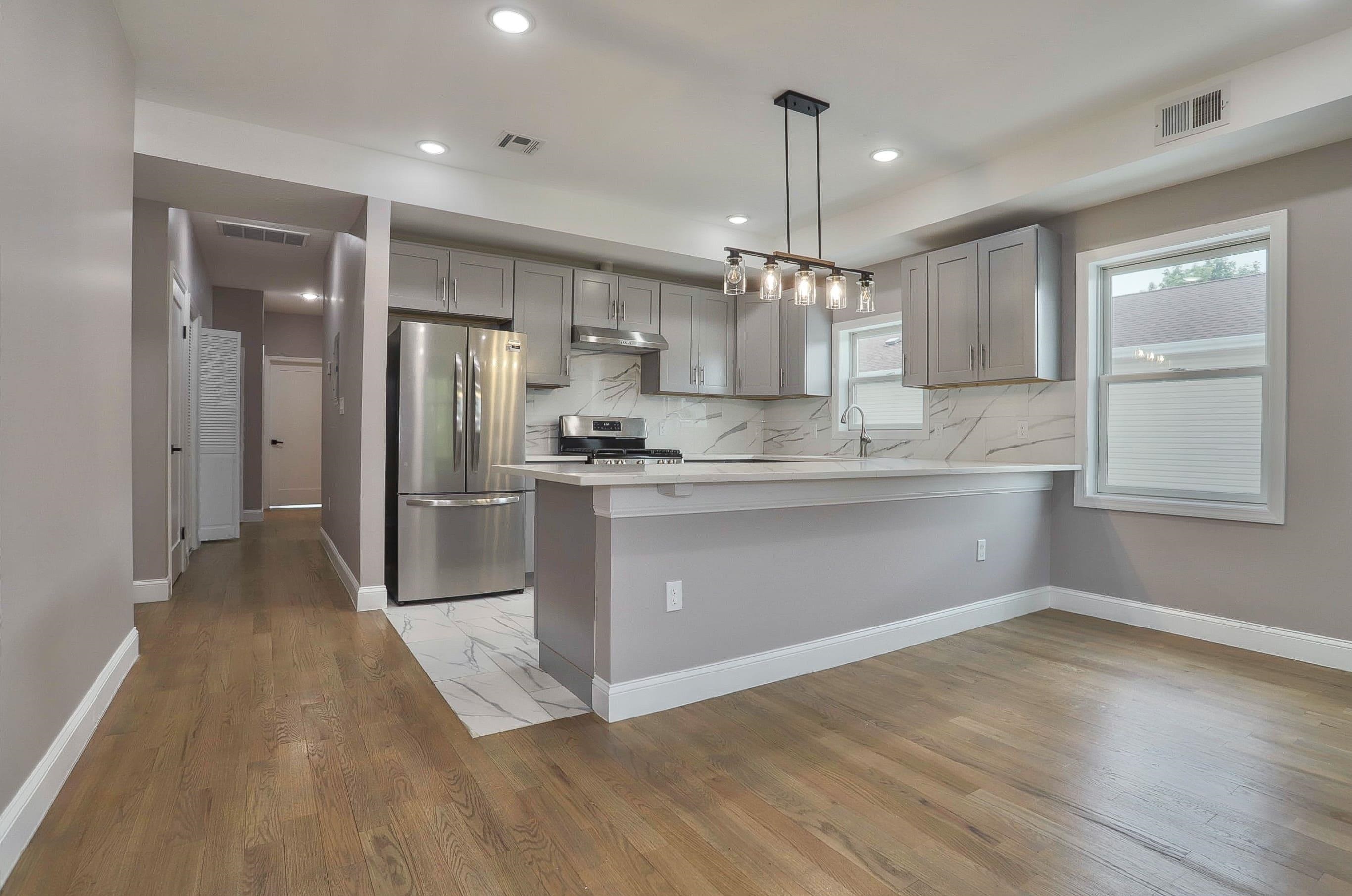 362 VIRGINIA AVE Unit: 2