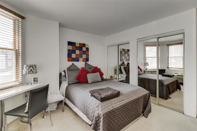 242 BARROW ST Unit: 1D