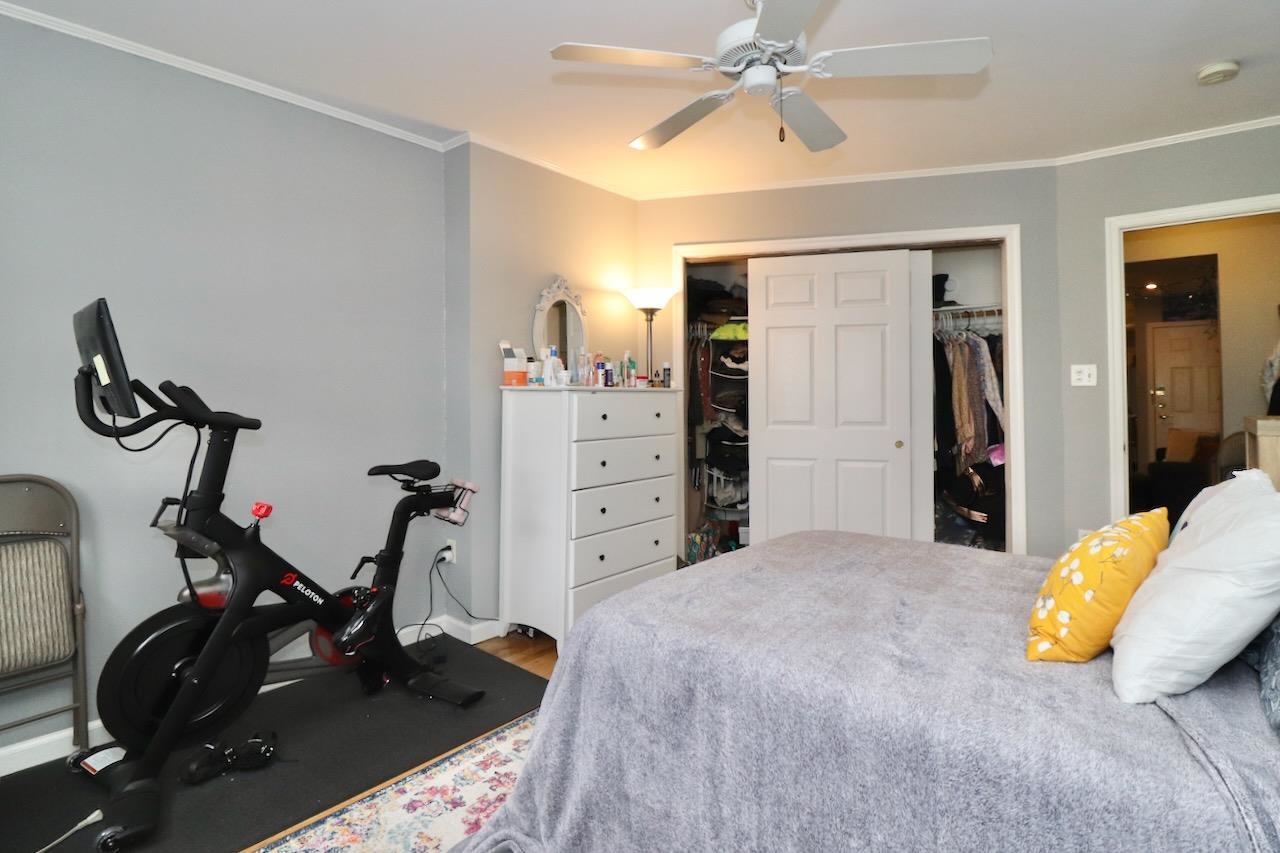 553 JERSEY AVE Unit: 4R