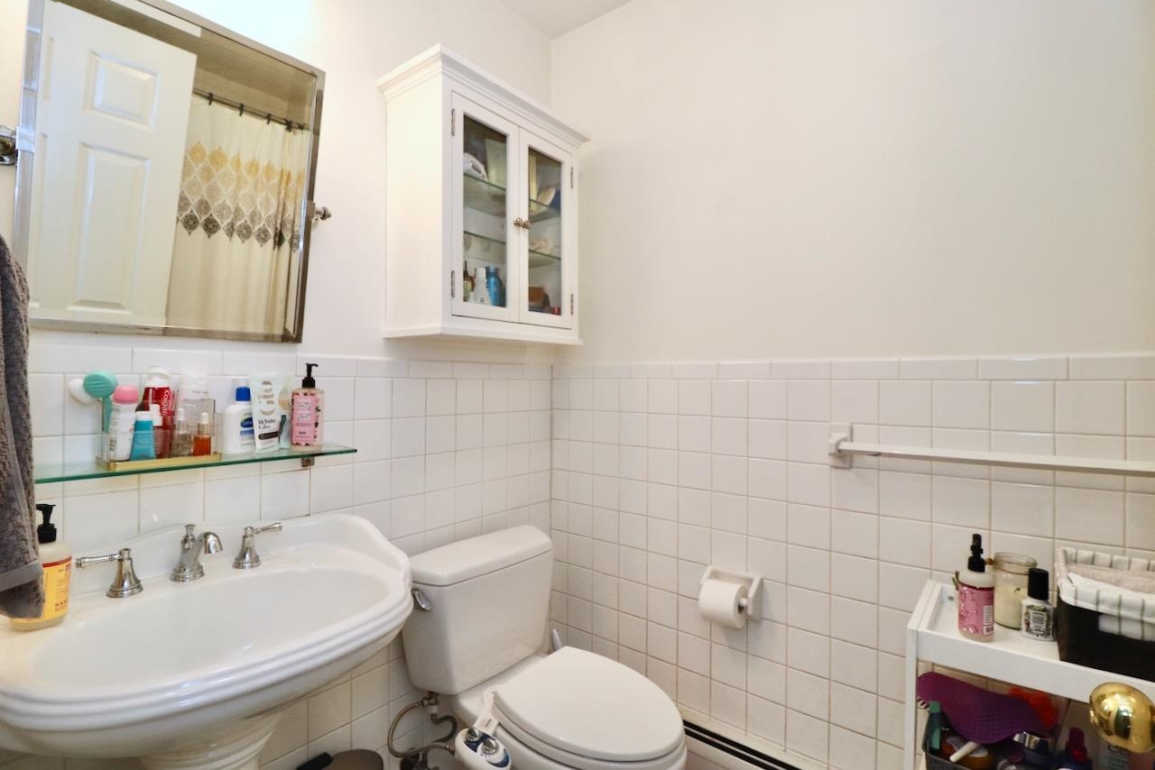 553 JERSEY AVE Unit: 4R