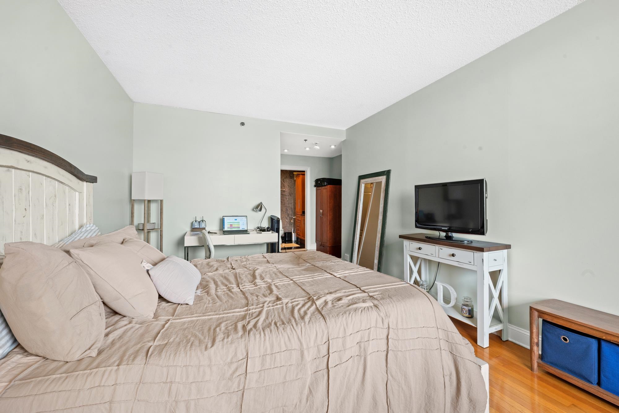 415 NEWARK ST Unit: 7G