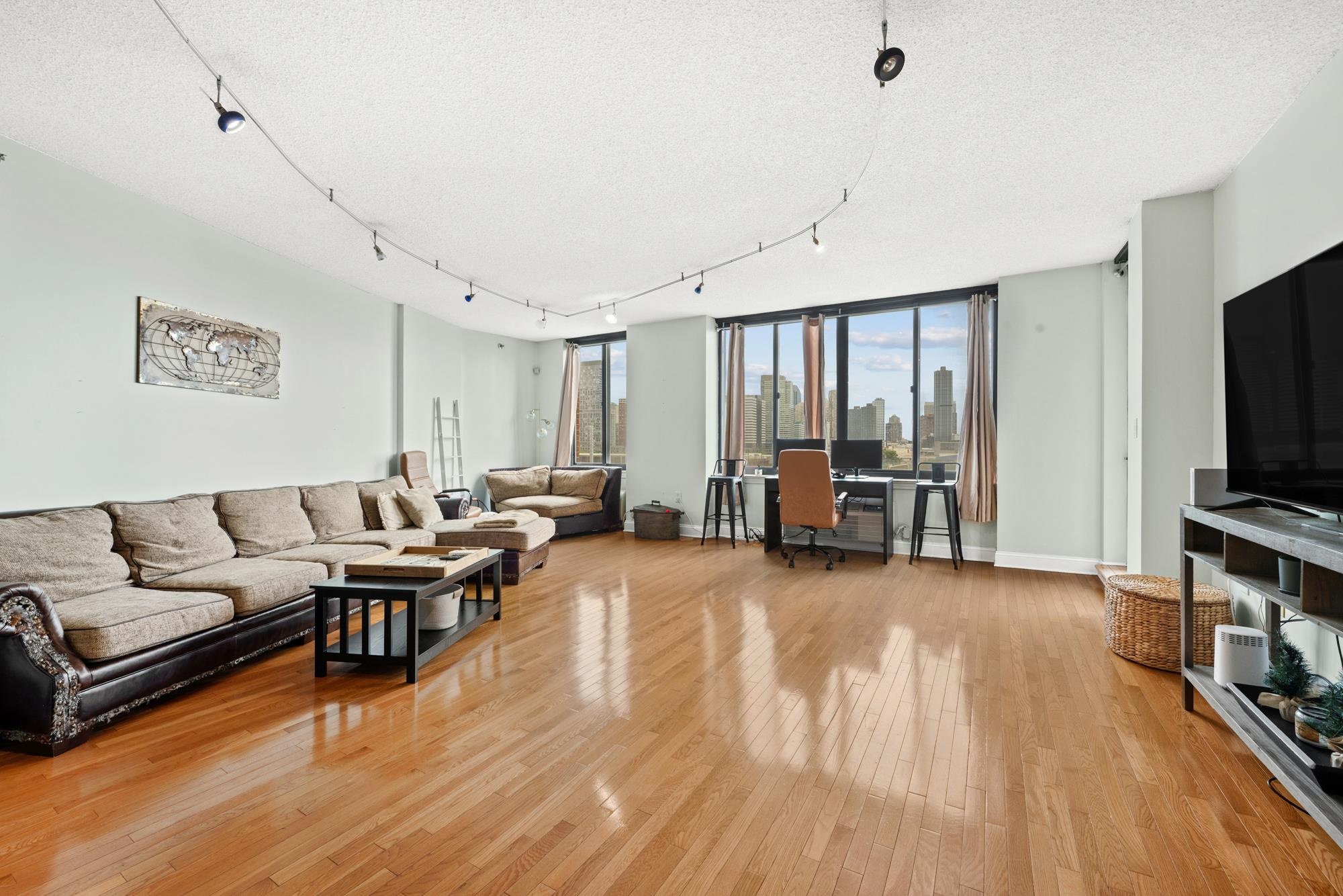 415 NEWARK ST Unit: 7G