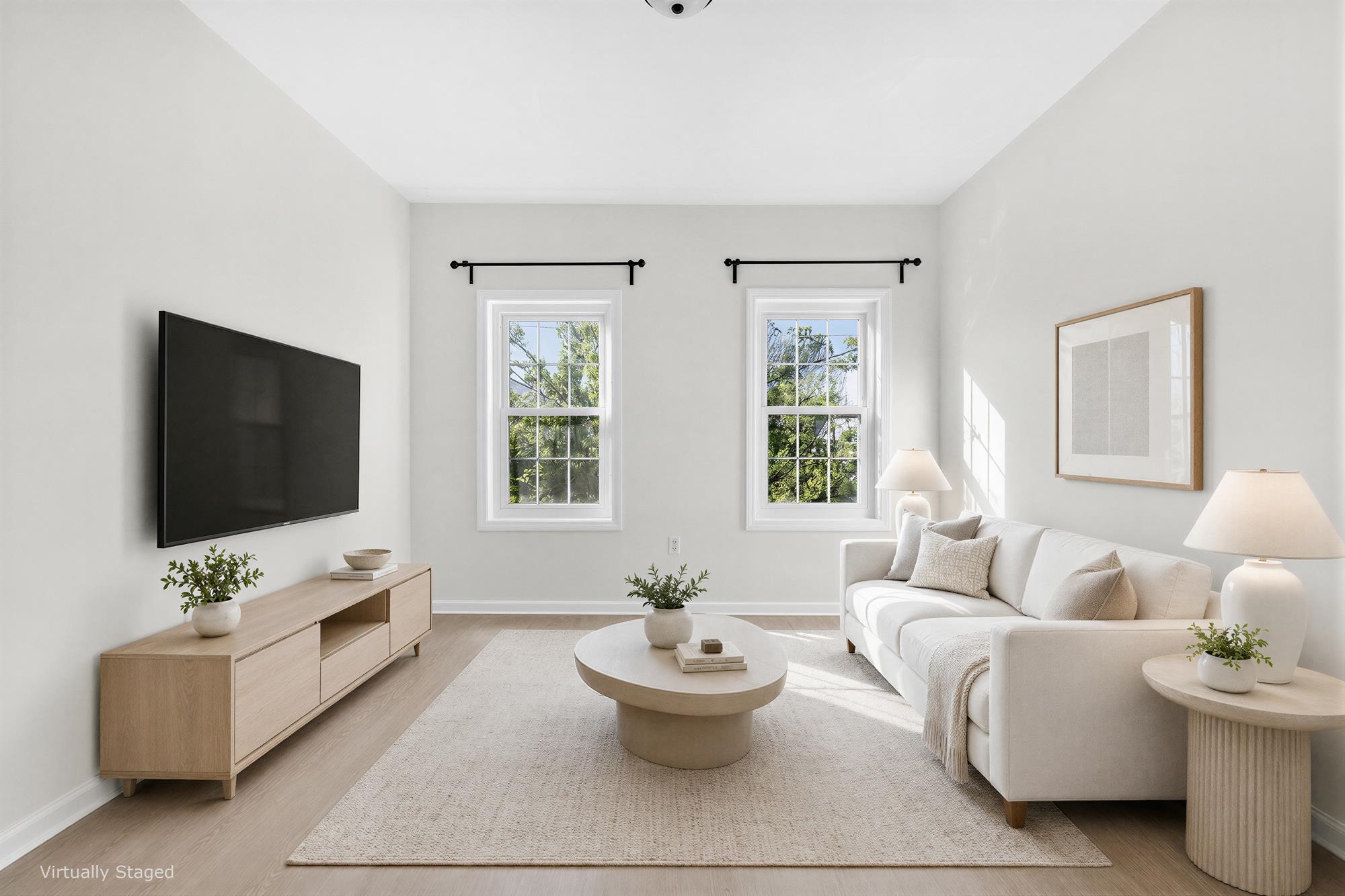 258 PINE ST Unit: 2R