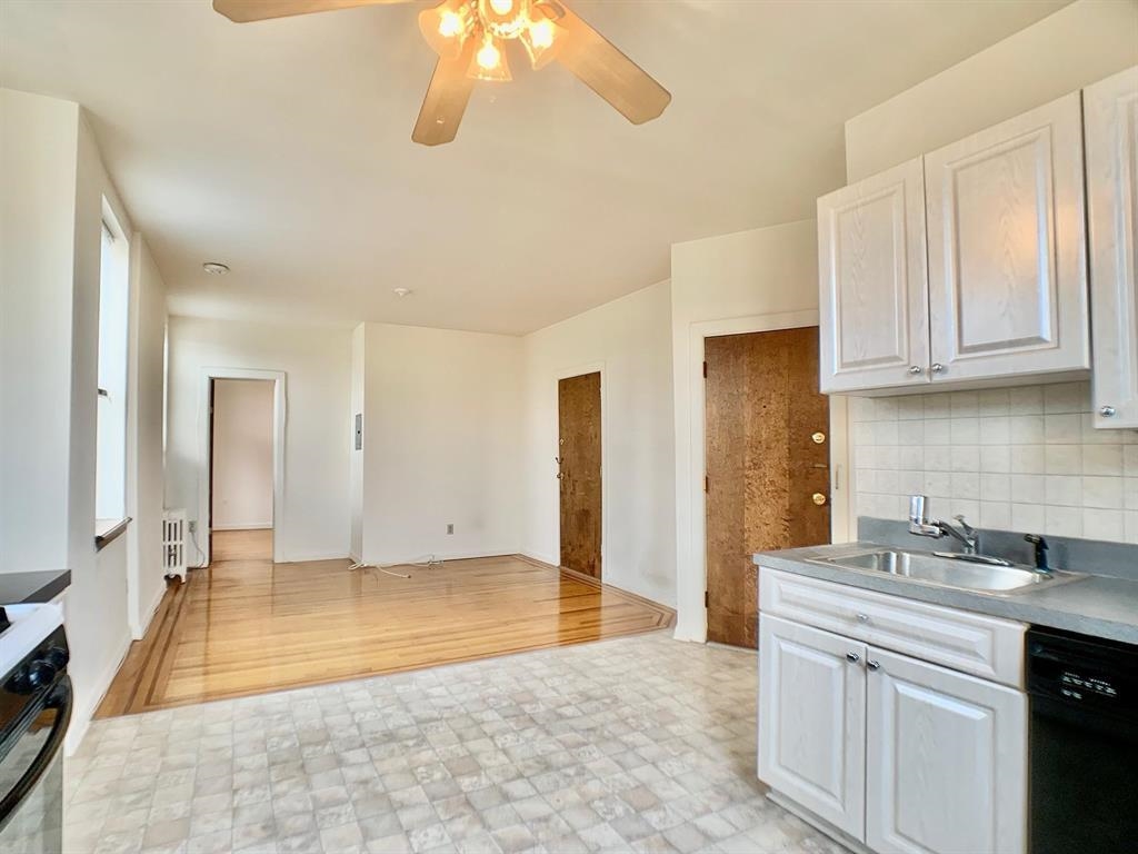 106 11TH ST Unit: 16