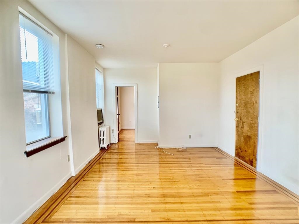 106 11TH ST Unit: 16