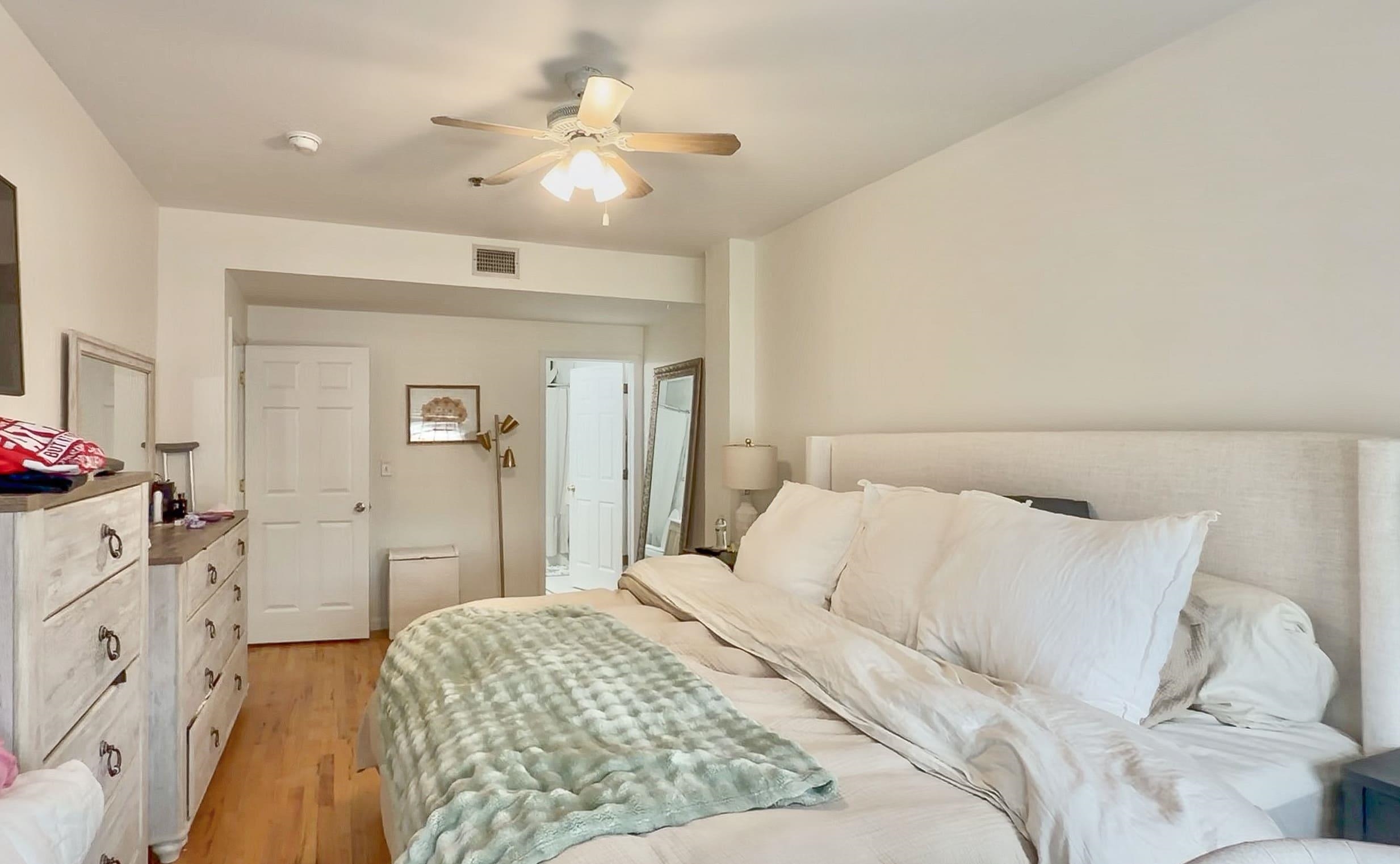 205-207 MADISON ST Unit: 2B