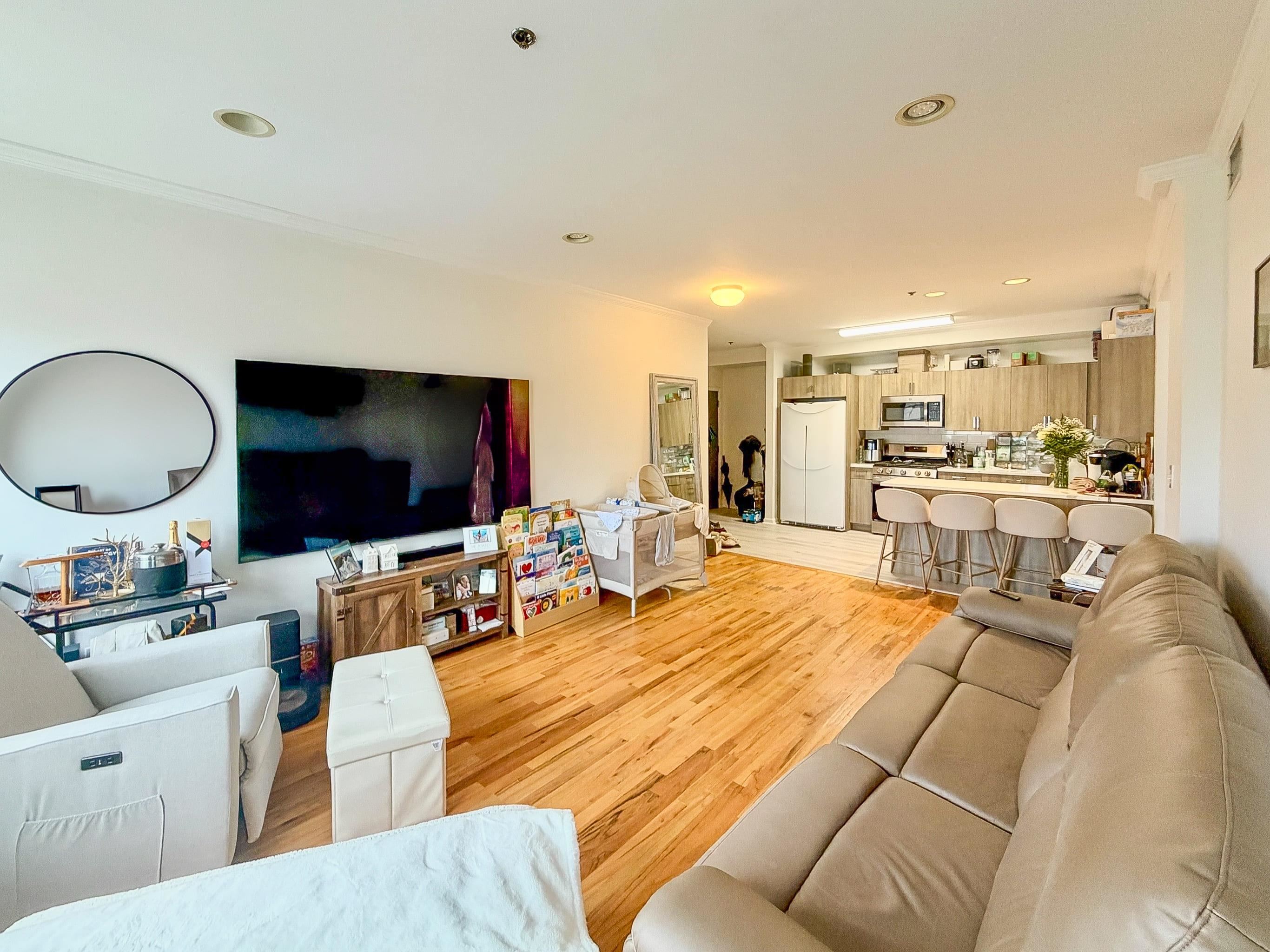 205-207 MADISON ST Unit: 2B