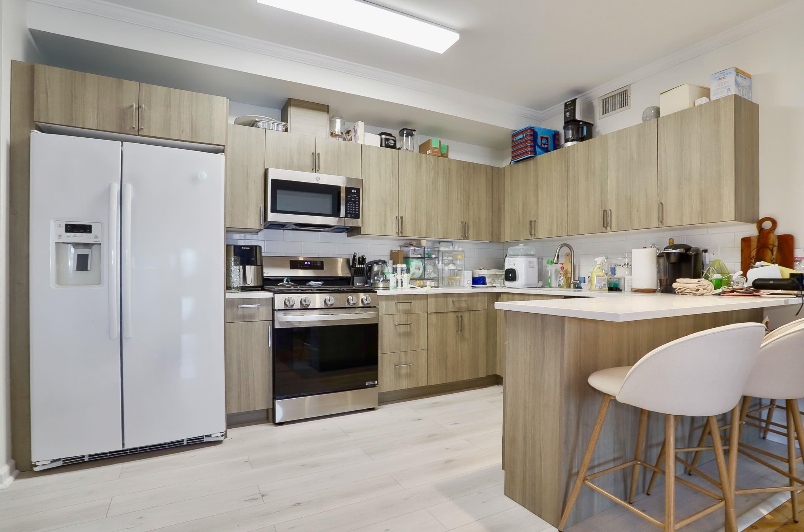 205-207 MADISON ST Unit: 2B