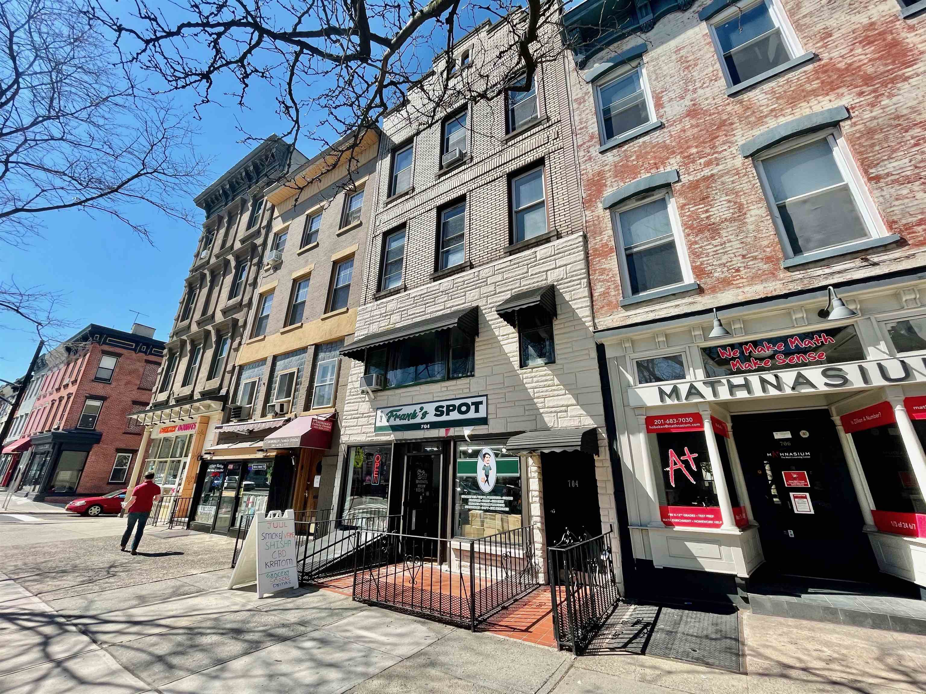 704 WASHINGTON ST Unit: 3