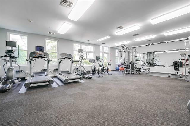 1100 ADAMS ST Unit: 513