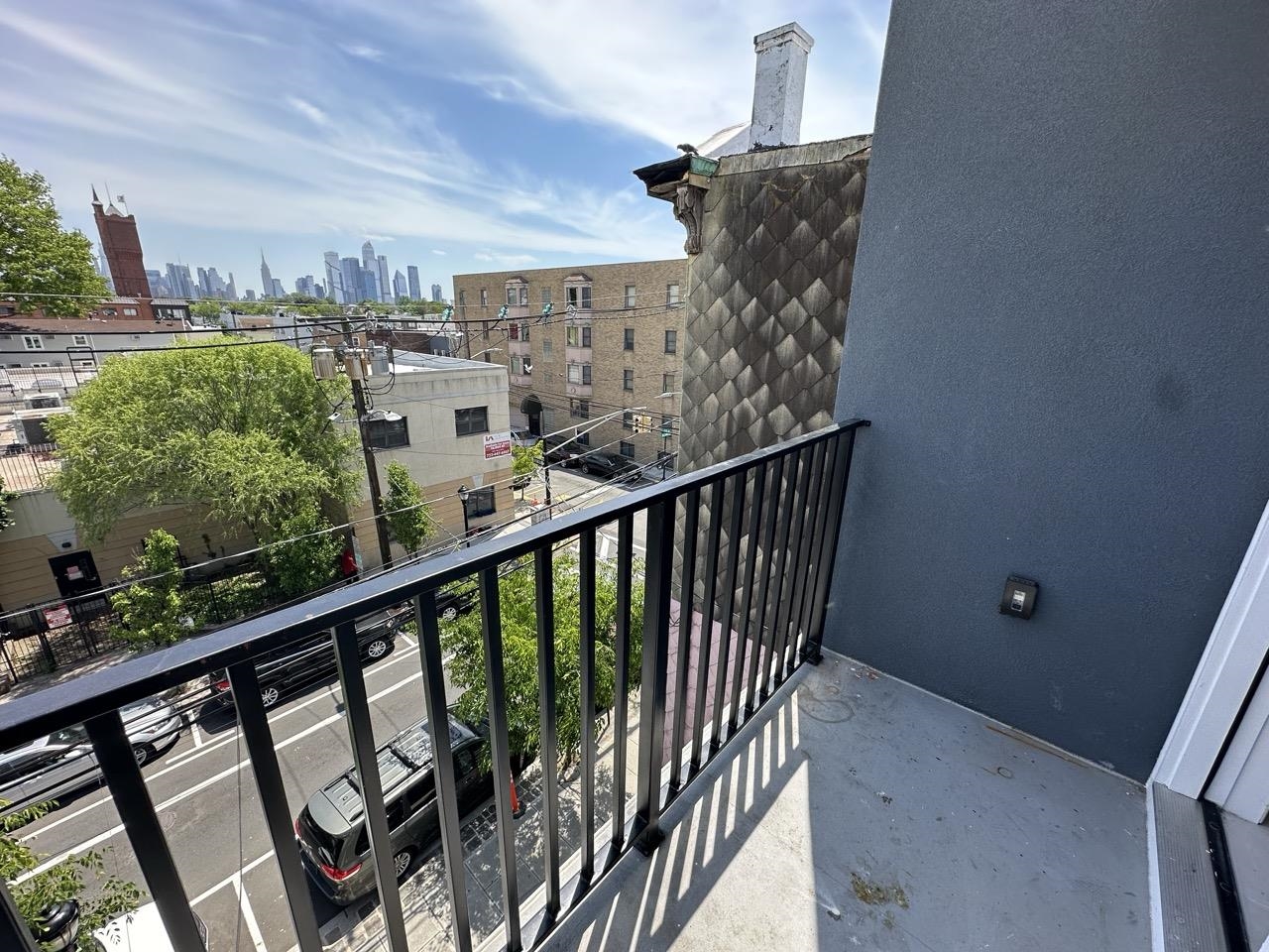 4103 PALISADE AVE Unit: 2