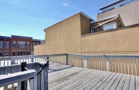 136 ESSEX ST Unit: 3