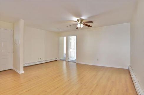 136 ESSEX ST Unit: 3