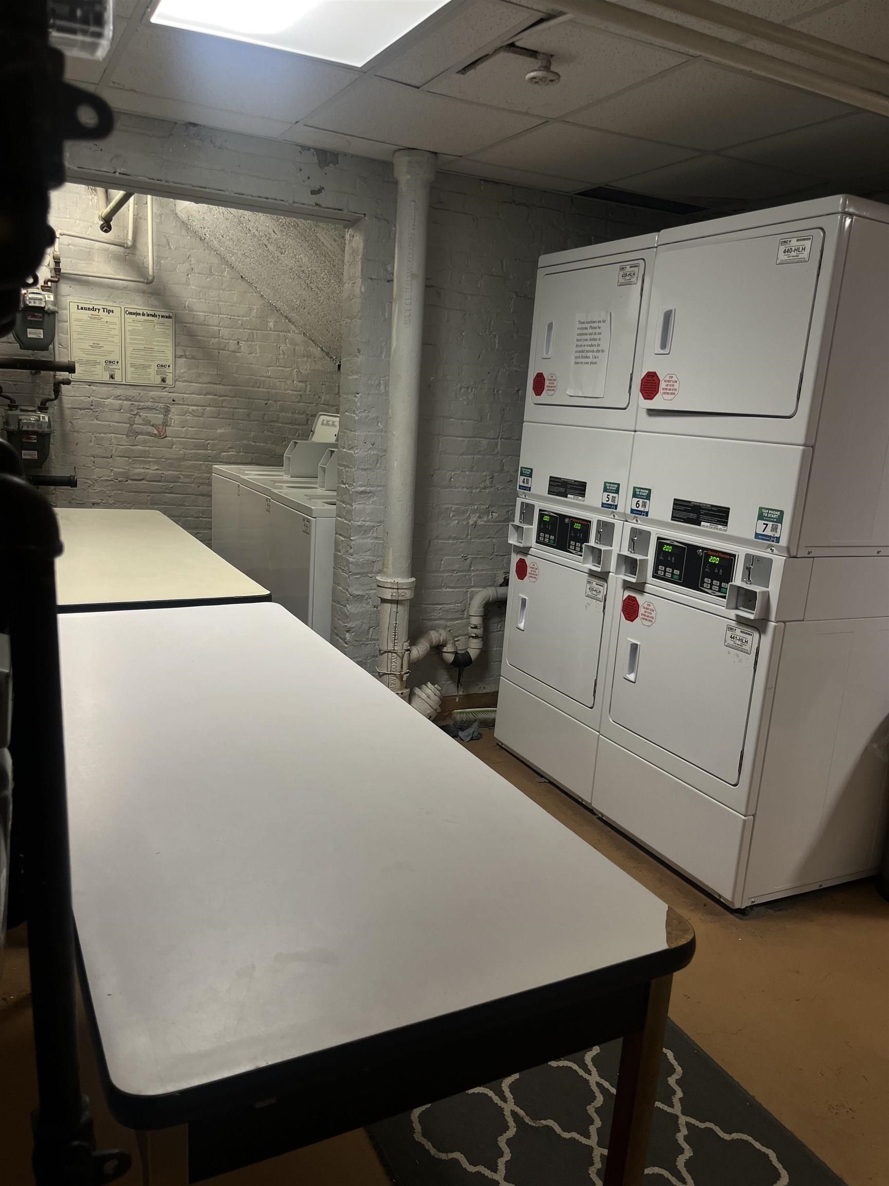 3718 PARK AVE Unit: C1
