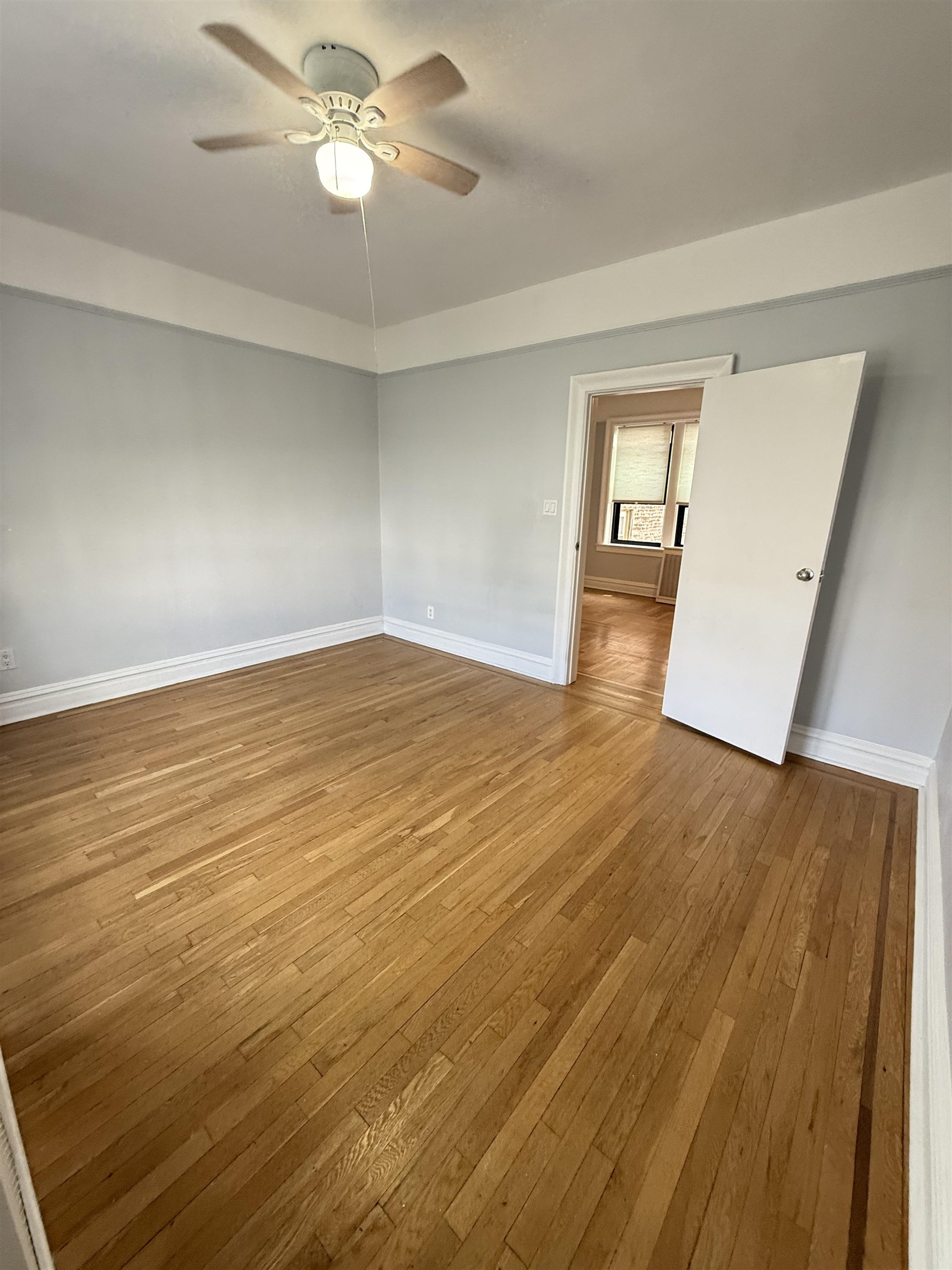 3718 PARK AVE Unit: C1