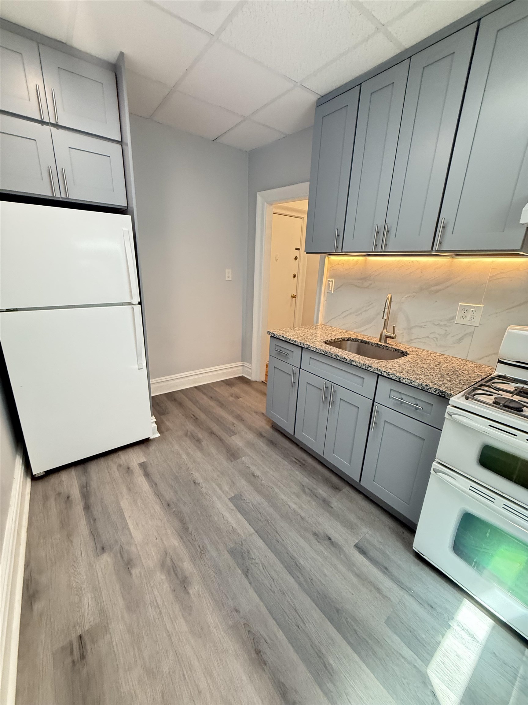 3718 PARK AVE Unit: C1