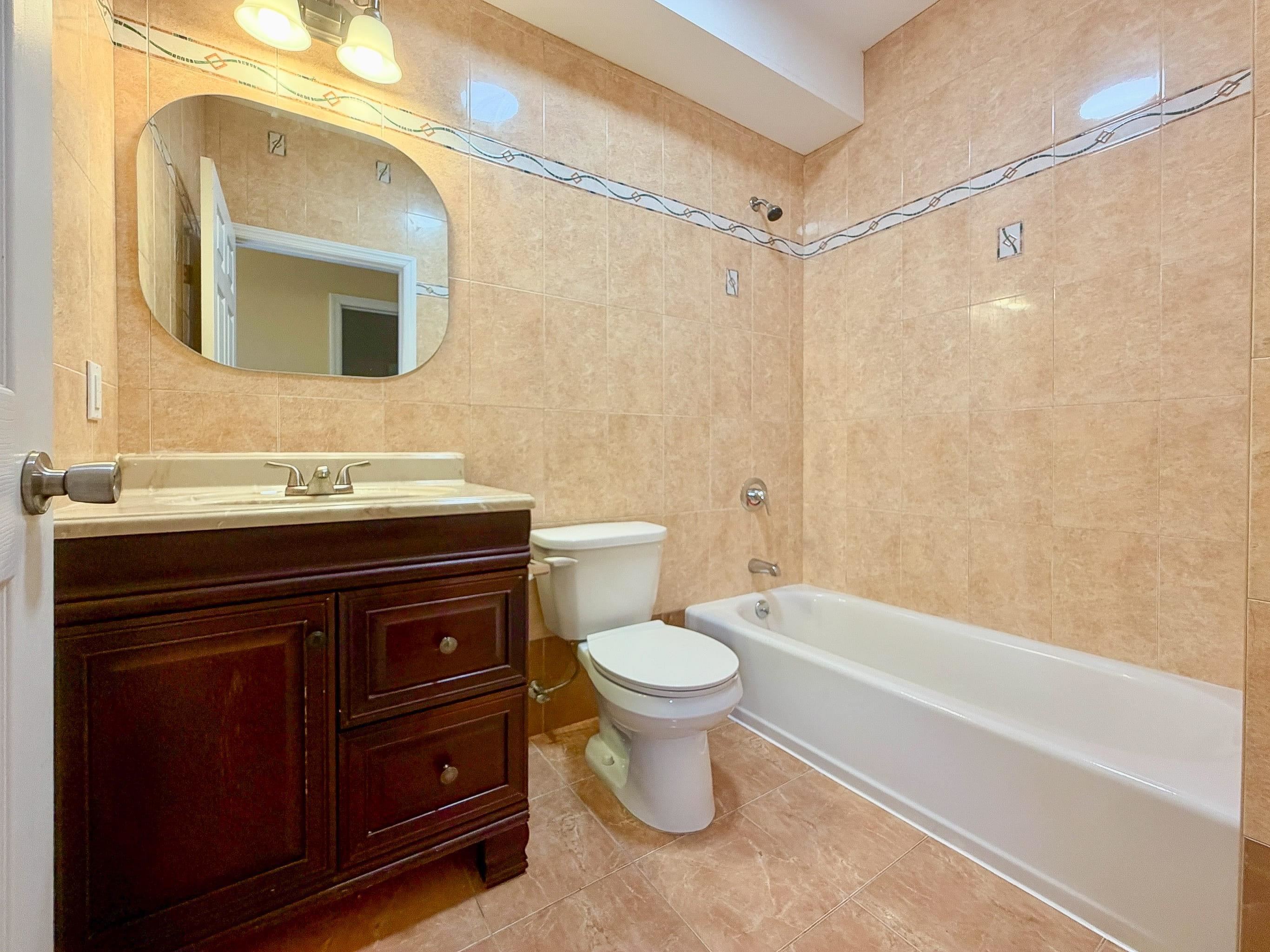 249 WINFIELD AVE Unit: A