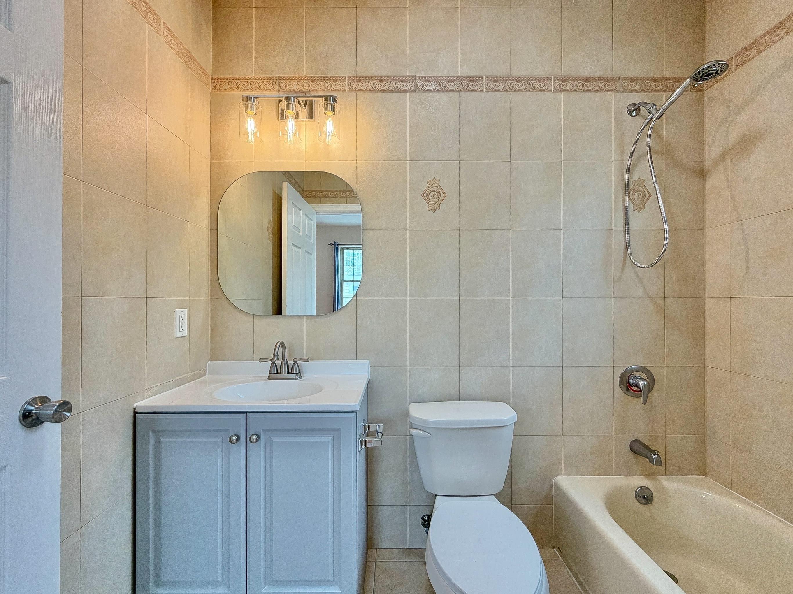 249 WINFIELD AVE Unit: A