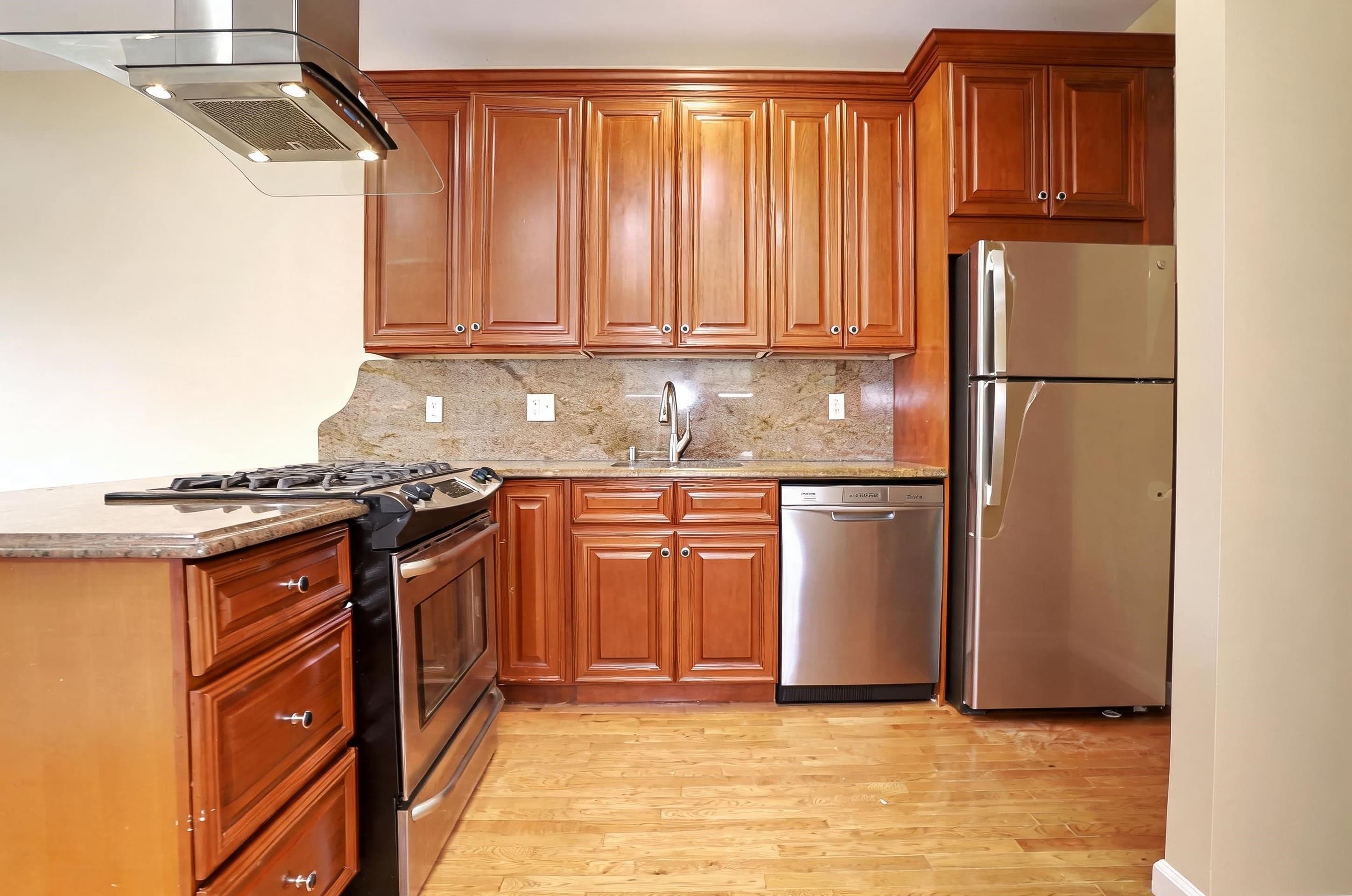 249 WINFIELD AVE Unit: A