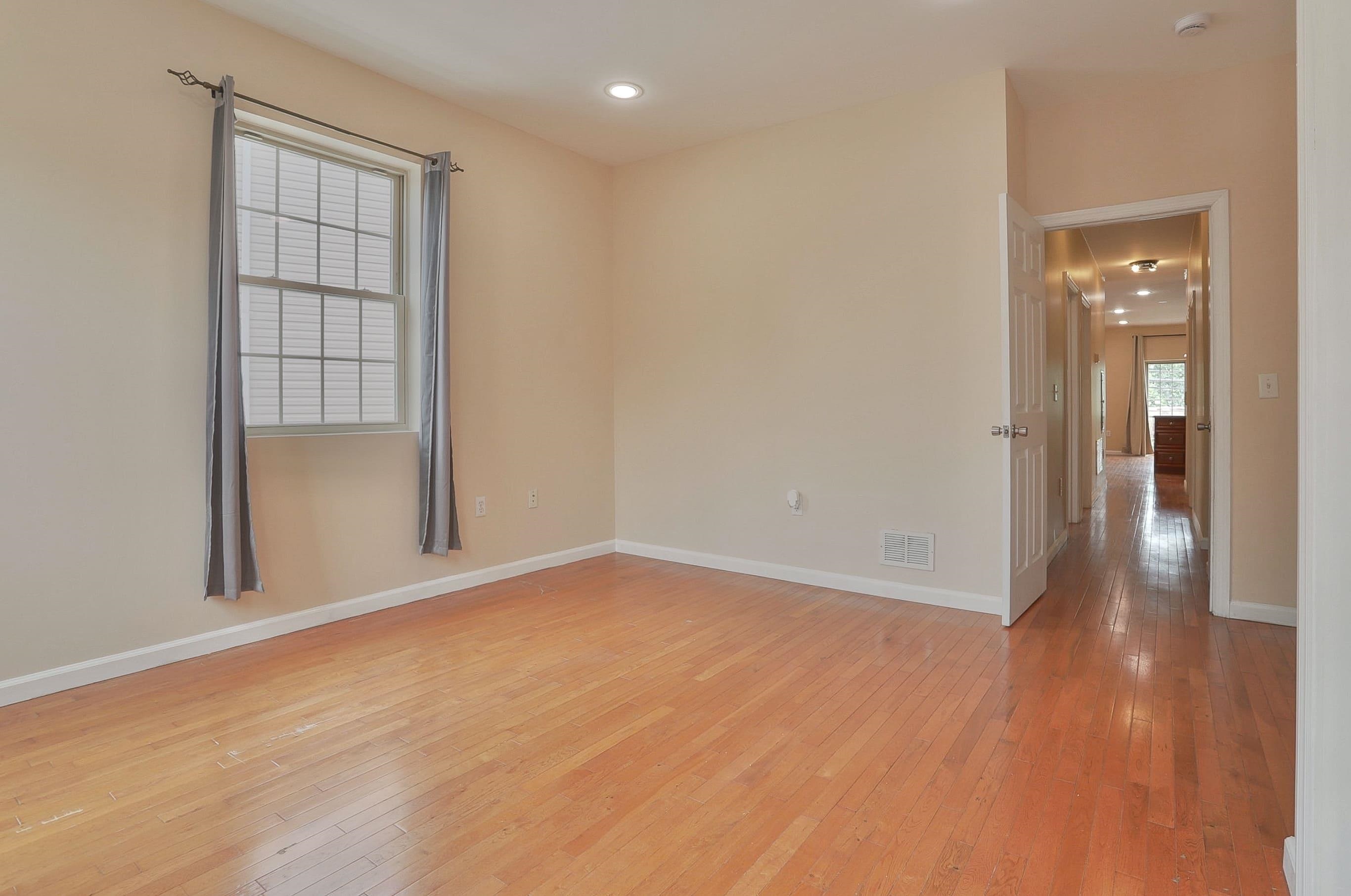 249 WINFIELD AVE Unit: A