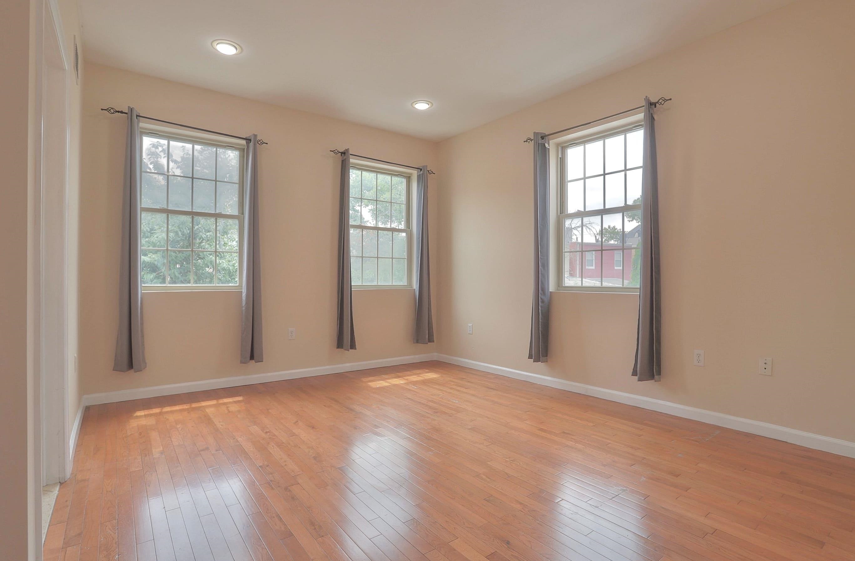 249 WINFIELD AVE Unit: A