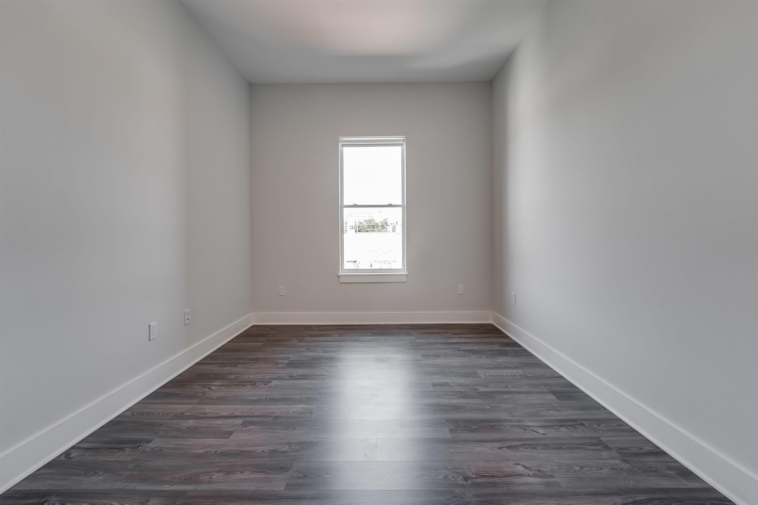 660 GRAND ST Unit: 313