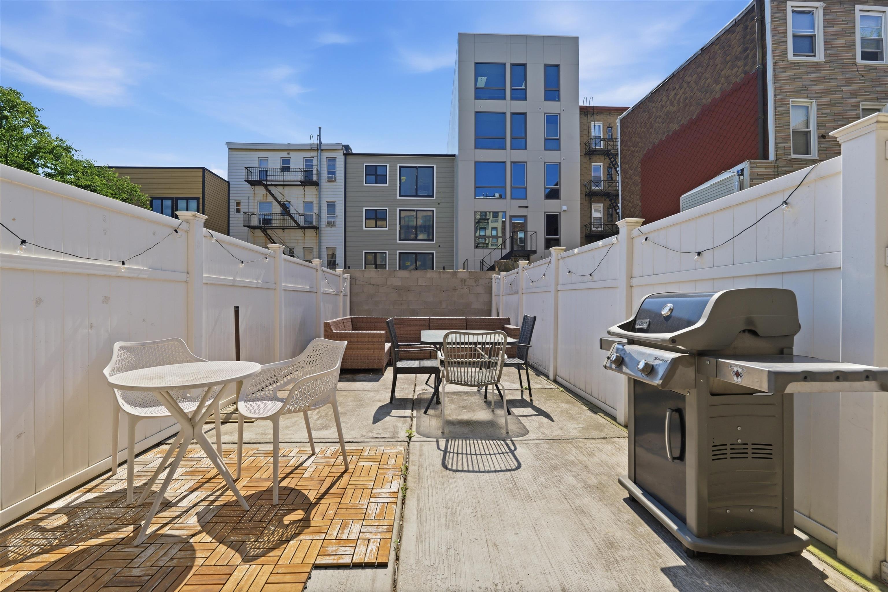 529 JEFFERSON ST Unit: 2