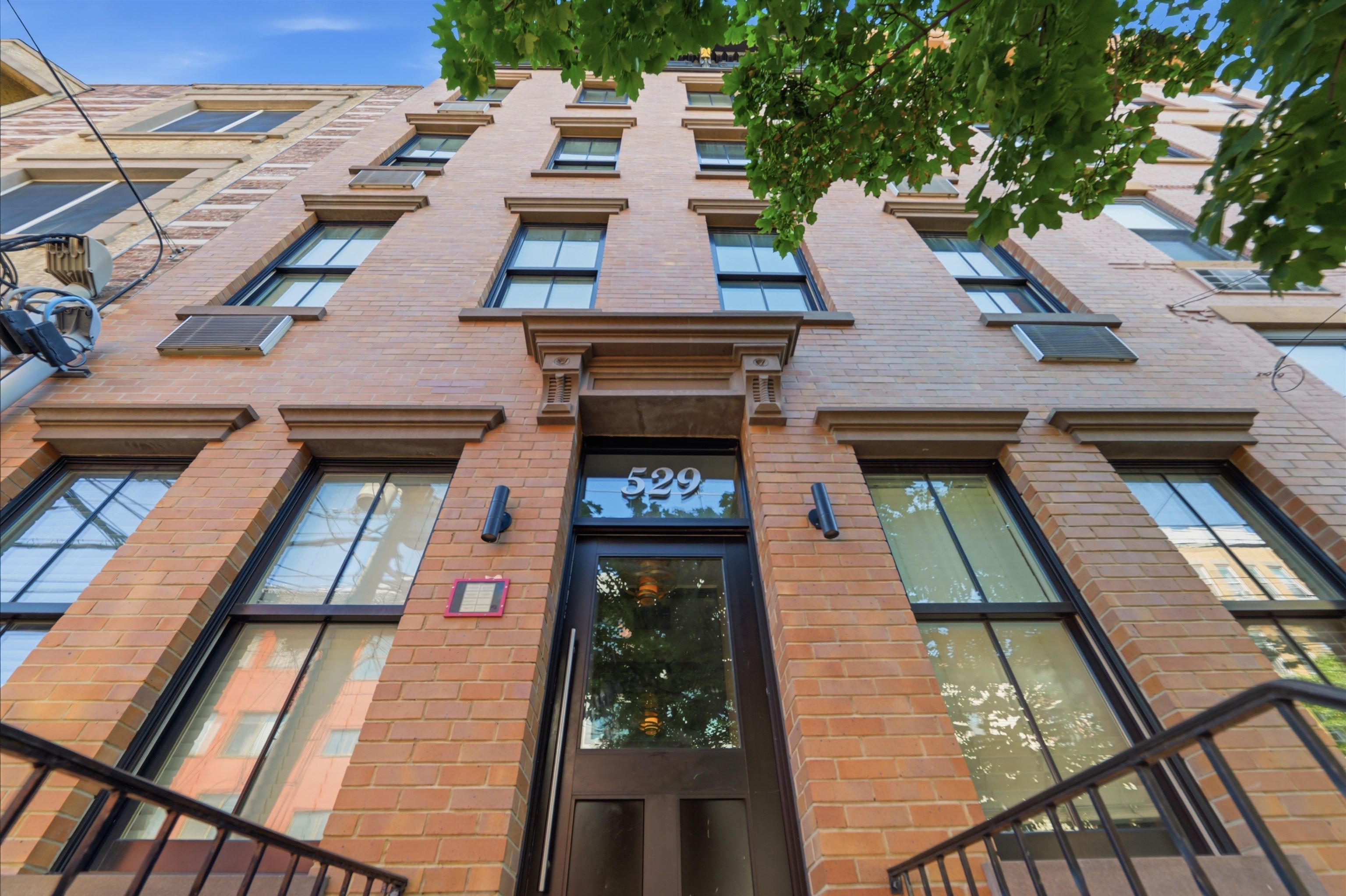 529 JEFFERSON ST Unit: 2