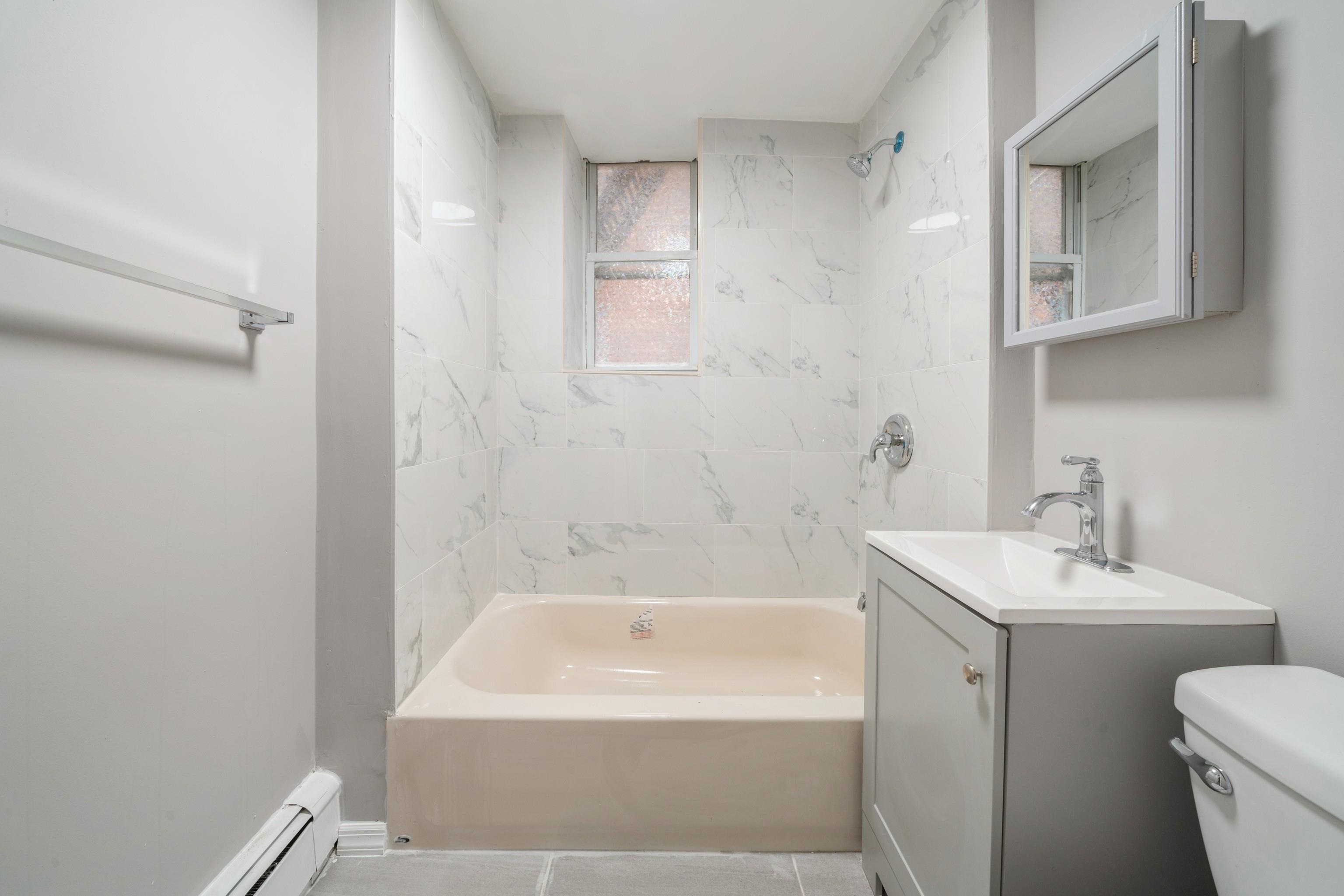 106 BALDWIN AVE Unit: 3