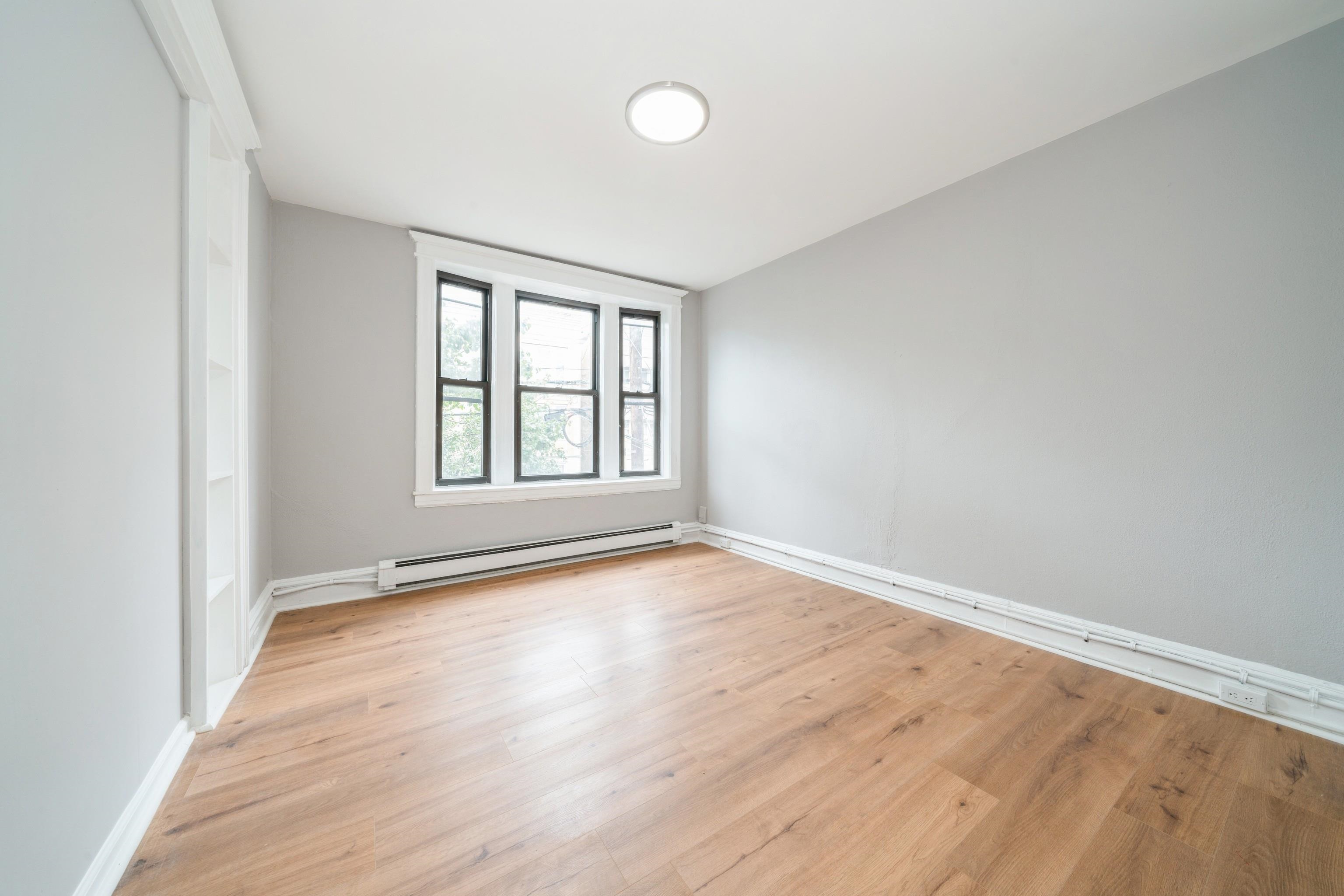 106 BALDWIN AVE Unit: 3