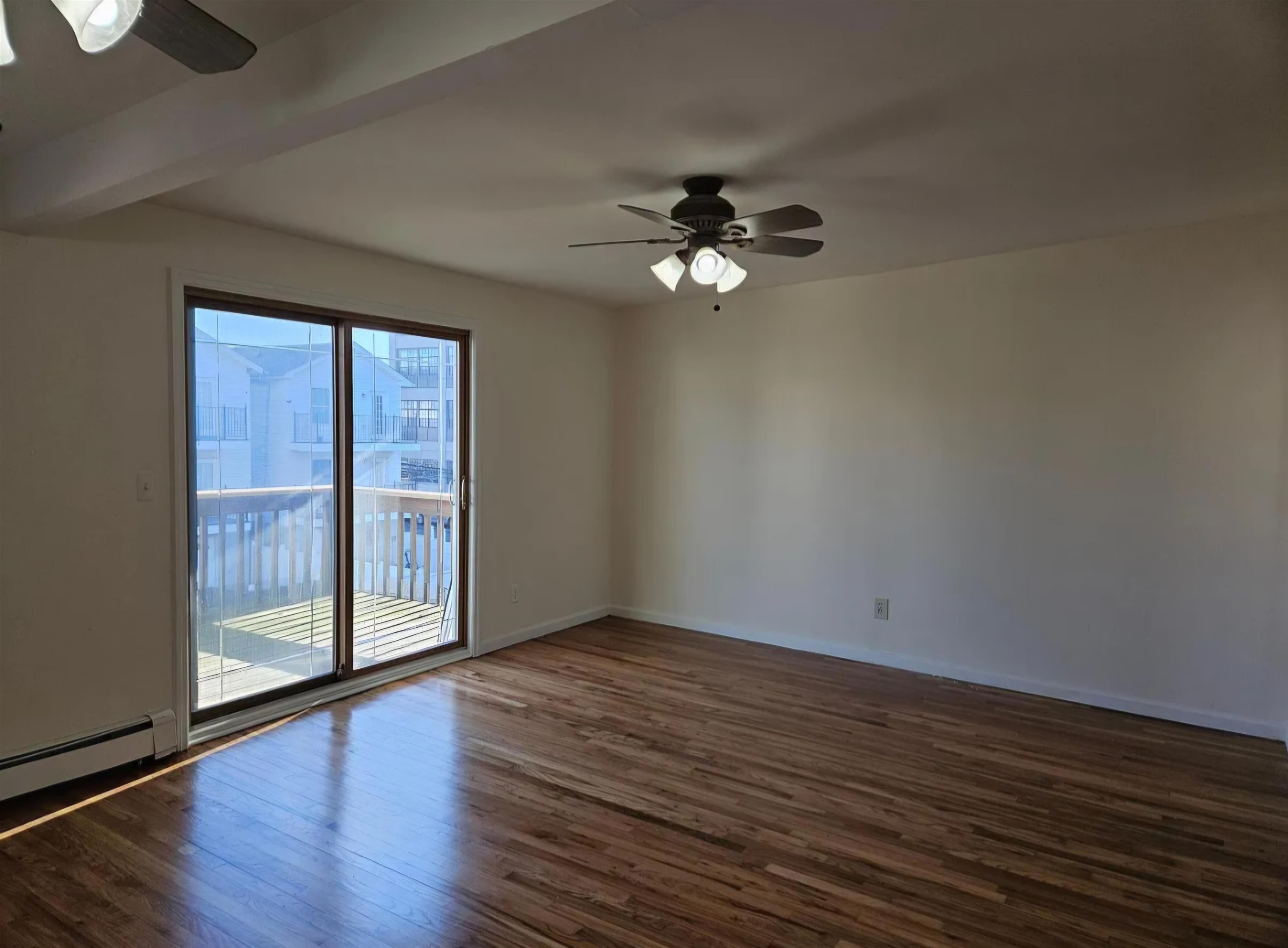 84 LAIDLAW AVE