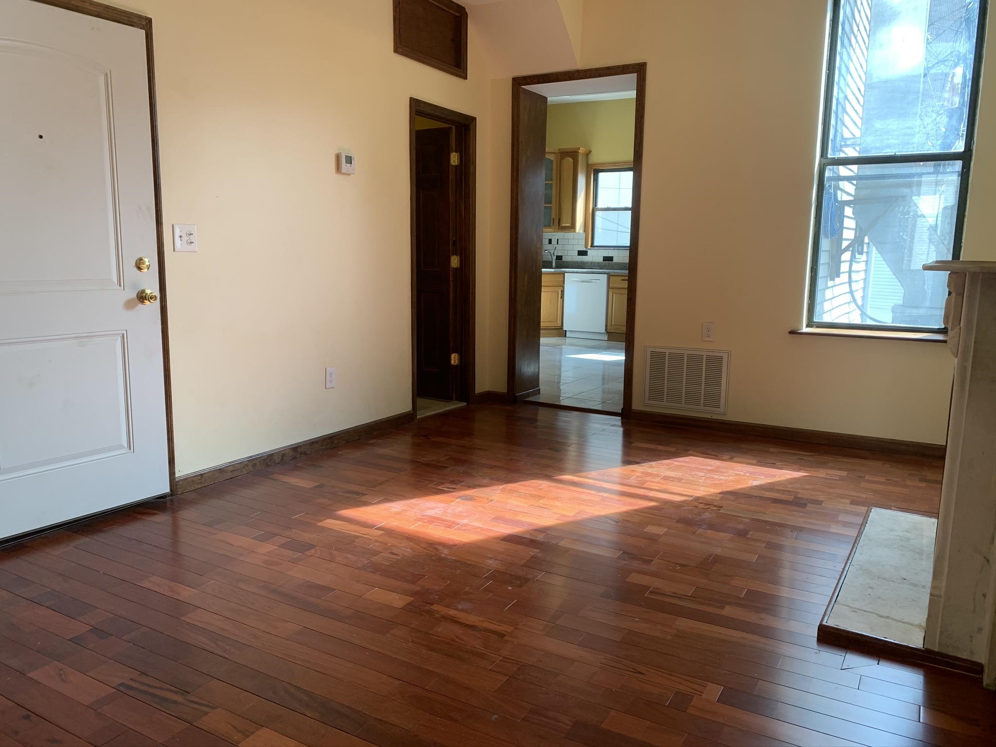 651 NEWARK AVE Unit: 1