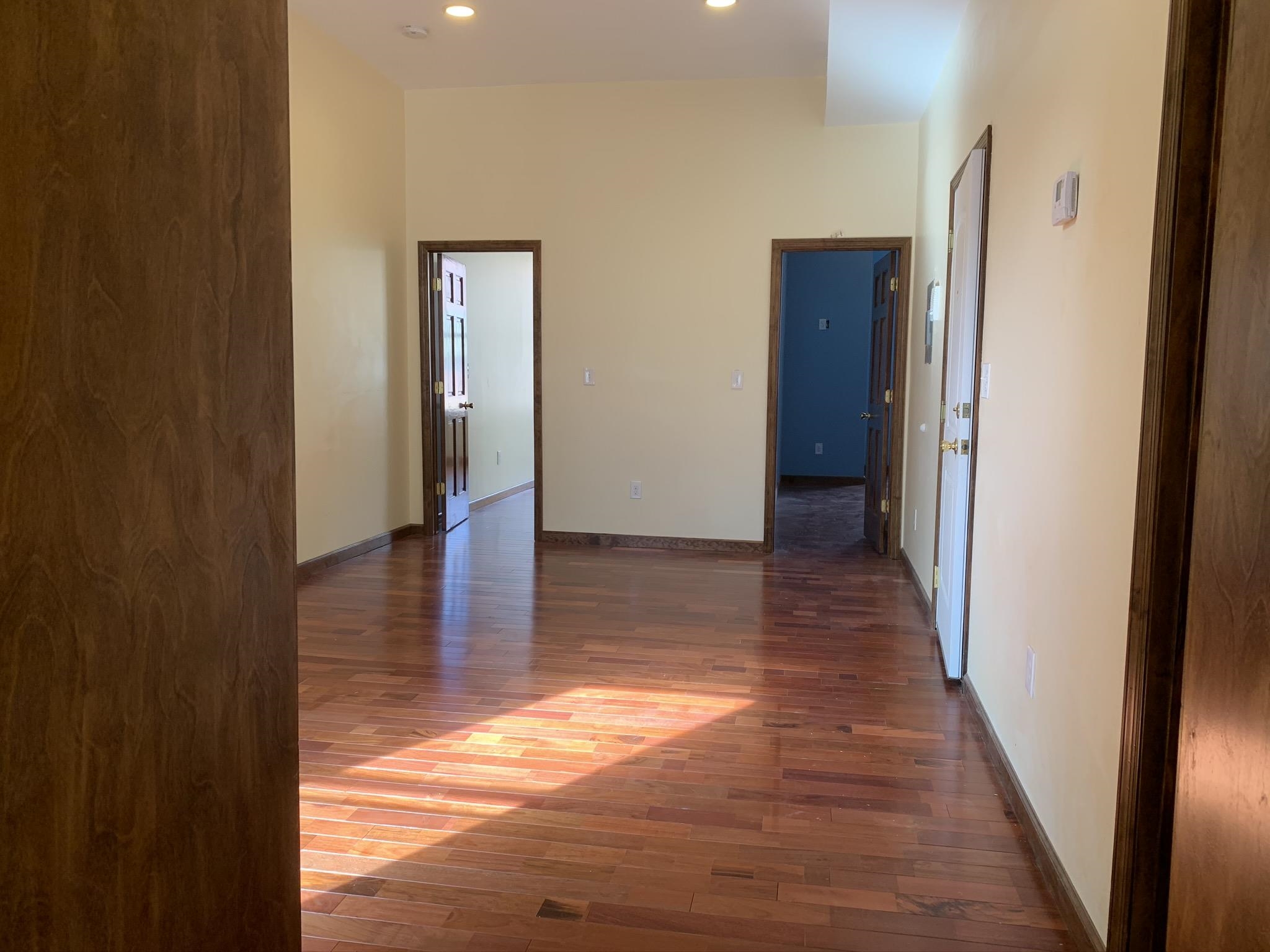 651 NEWARK AVE Unit: 1