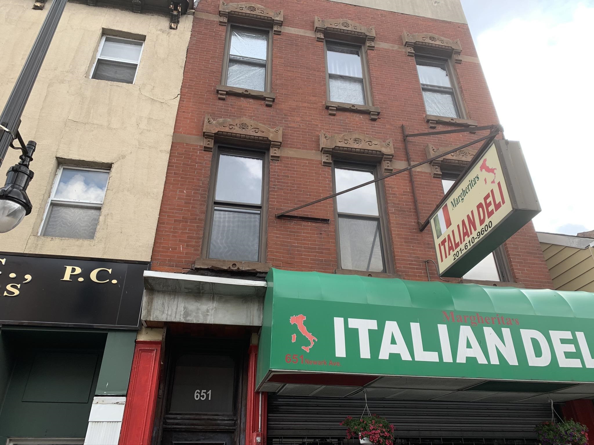 651 NEWARK AVE Unit: 1
