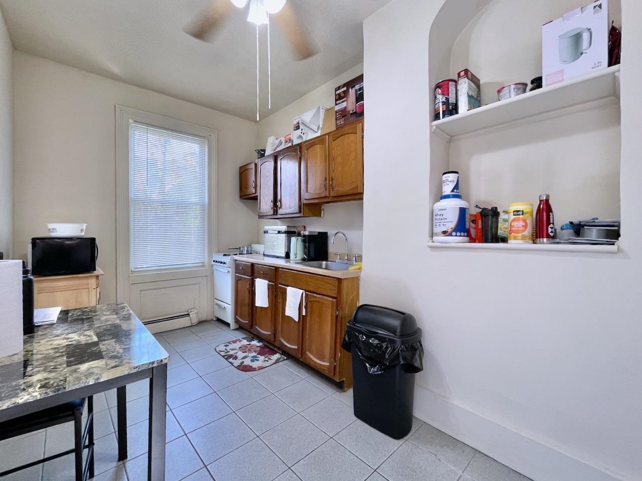 209 OGDEN AVE Unit: 2