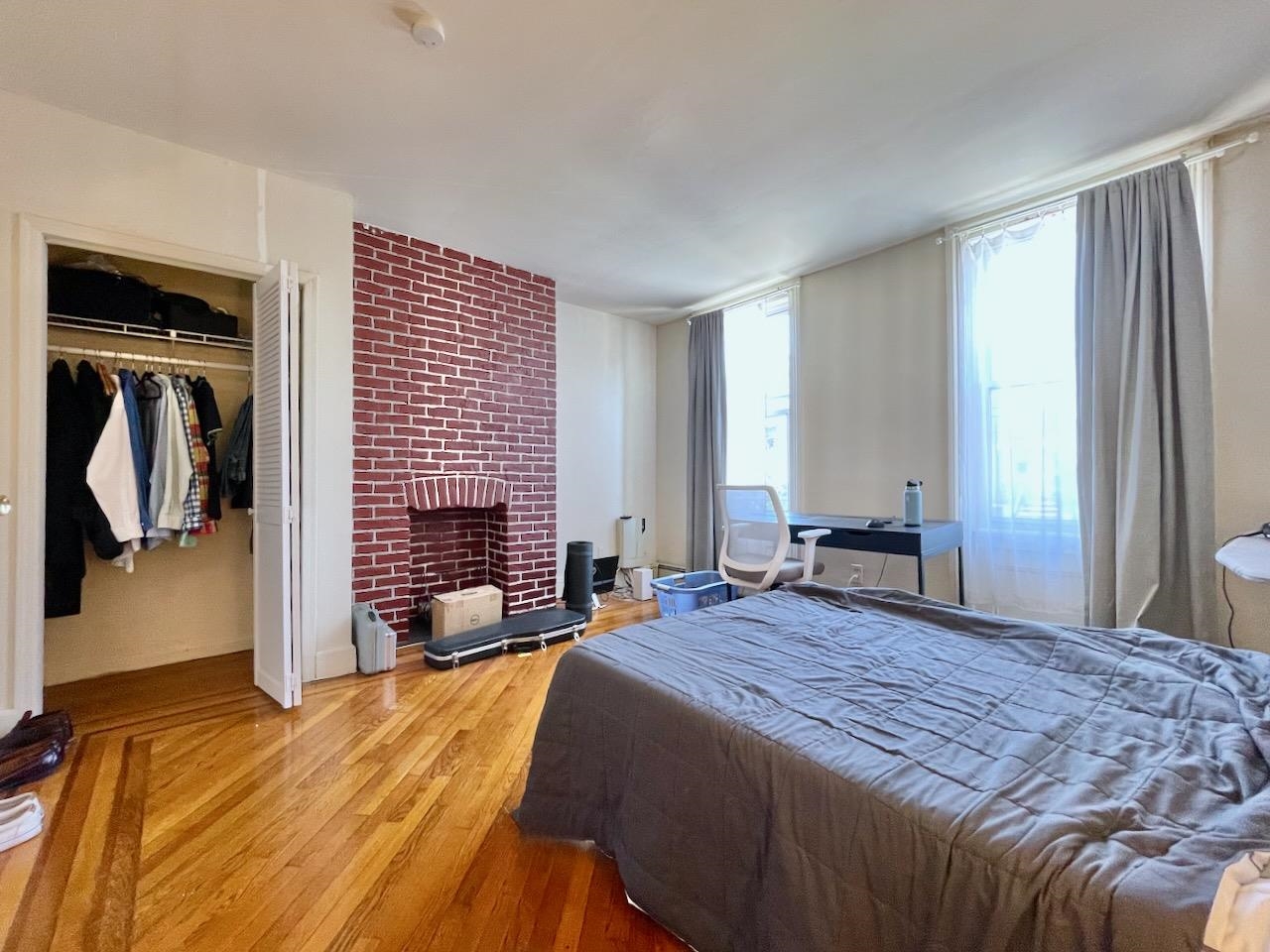 209 OGDEN AVE Unit: 2