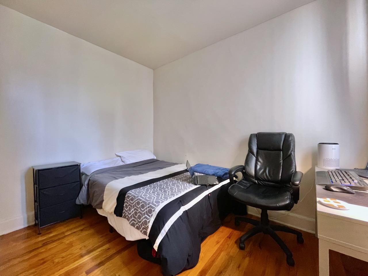 209 OGDEN AVE Unit: 2