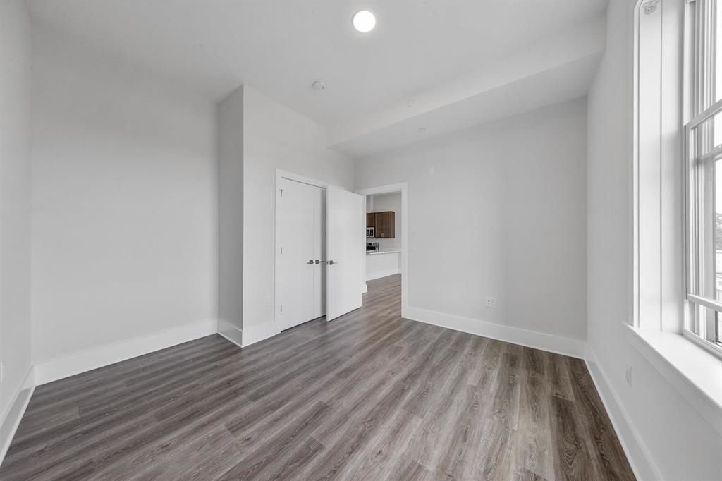 660 GRAND ST Unit: 408