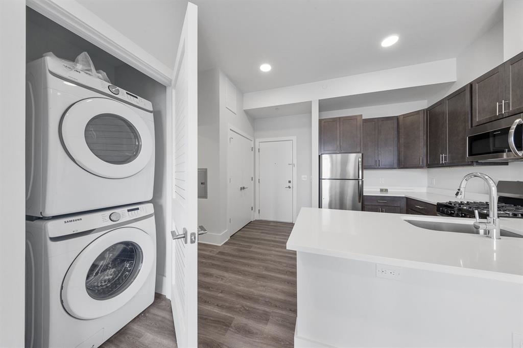 660 GRAND ST Unit: 408