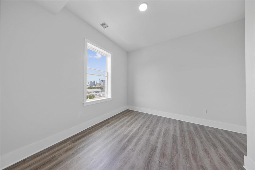 660 GRAND ST Unit: 408