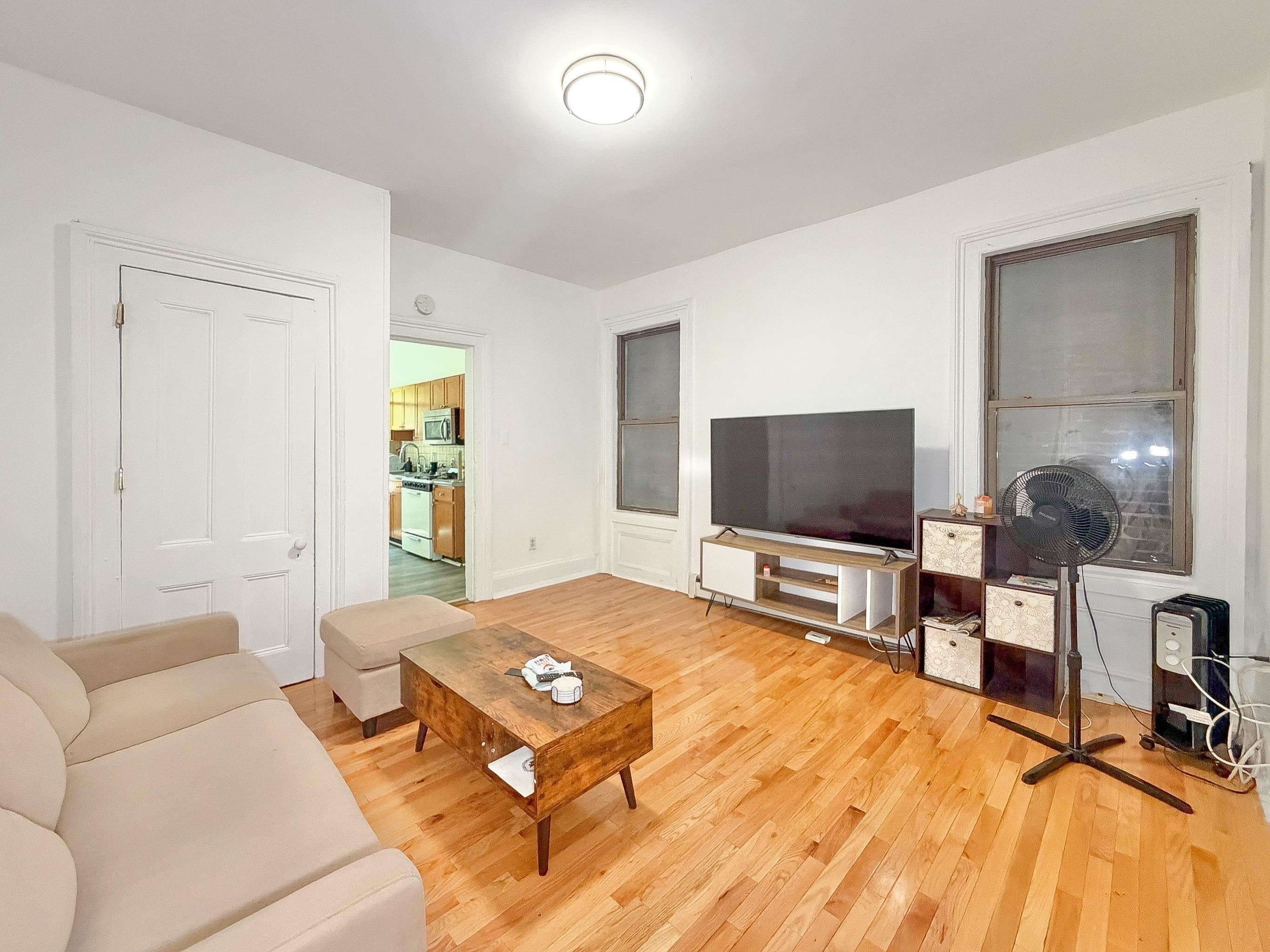 16 ERIE ST Unit: 2