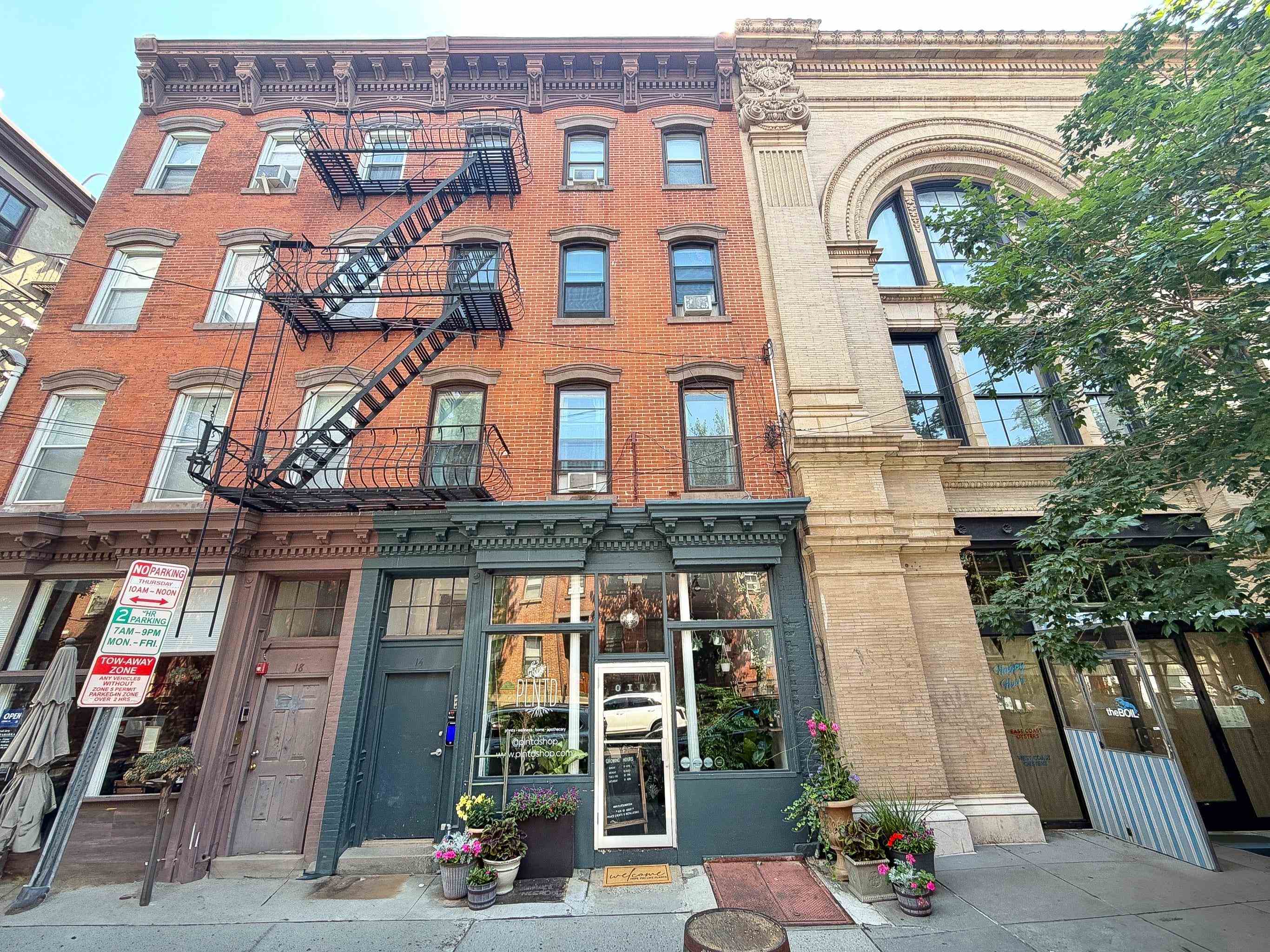 16 ERIE ST Unit: 2