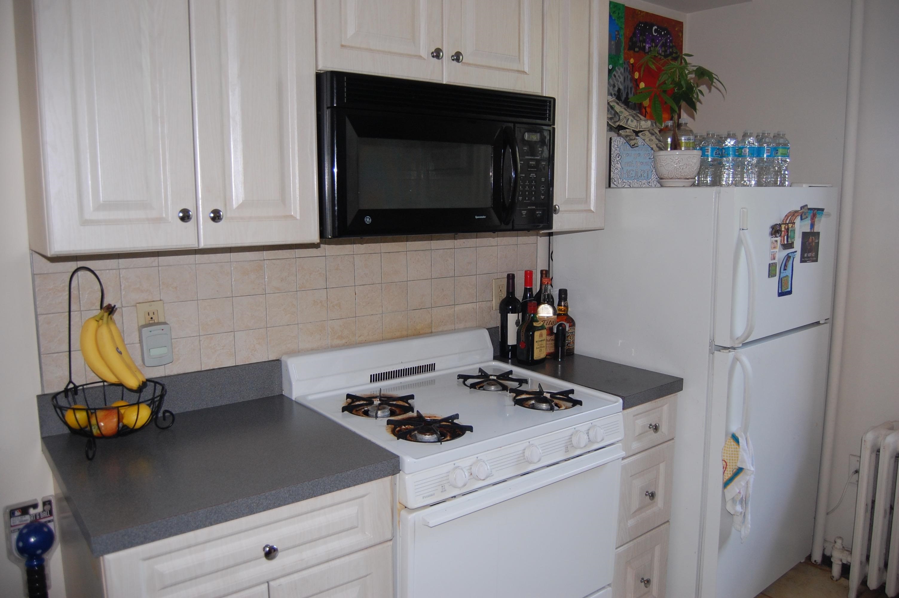 106 11TH ST Unit: 12