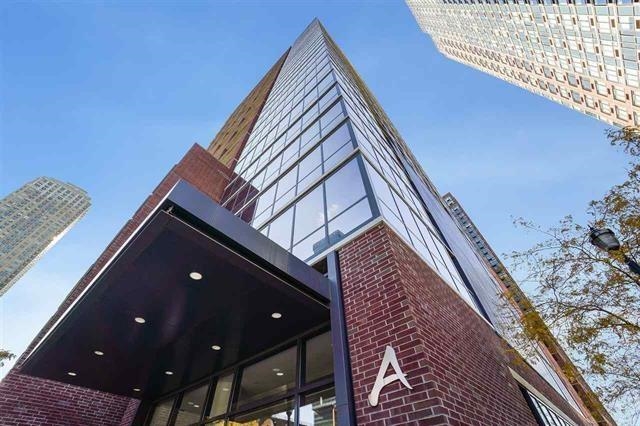 389 WASHINGTON ST Unit: 11D