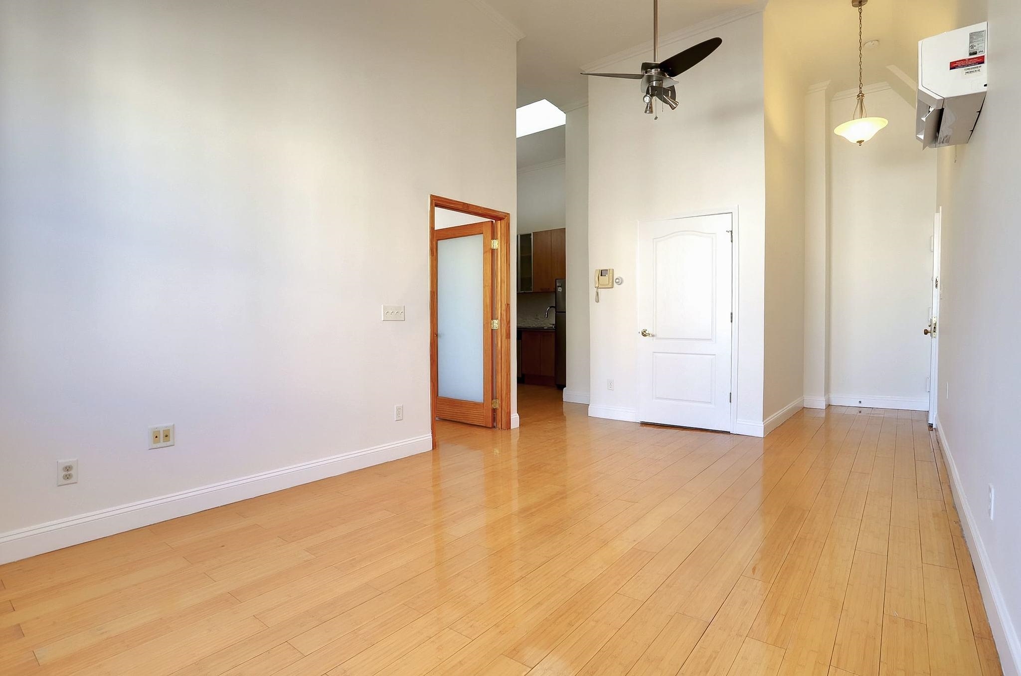 410 CENTRAL AVE Unit: 2D