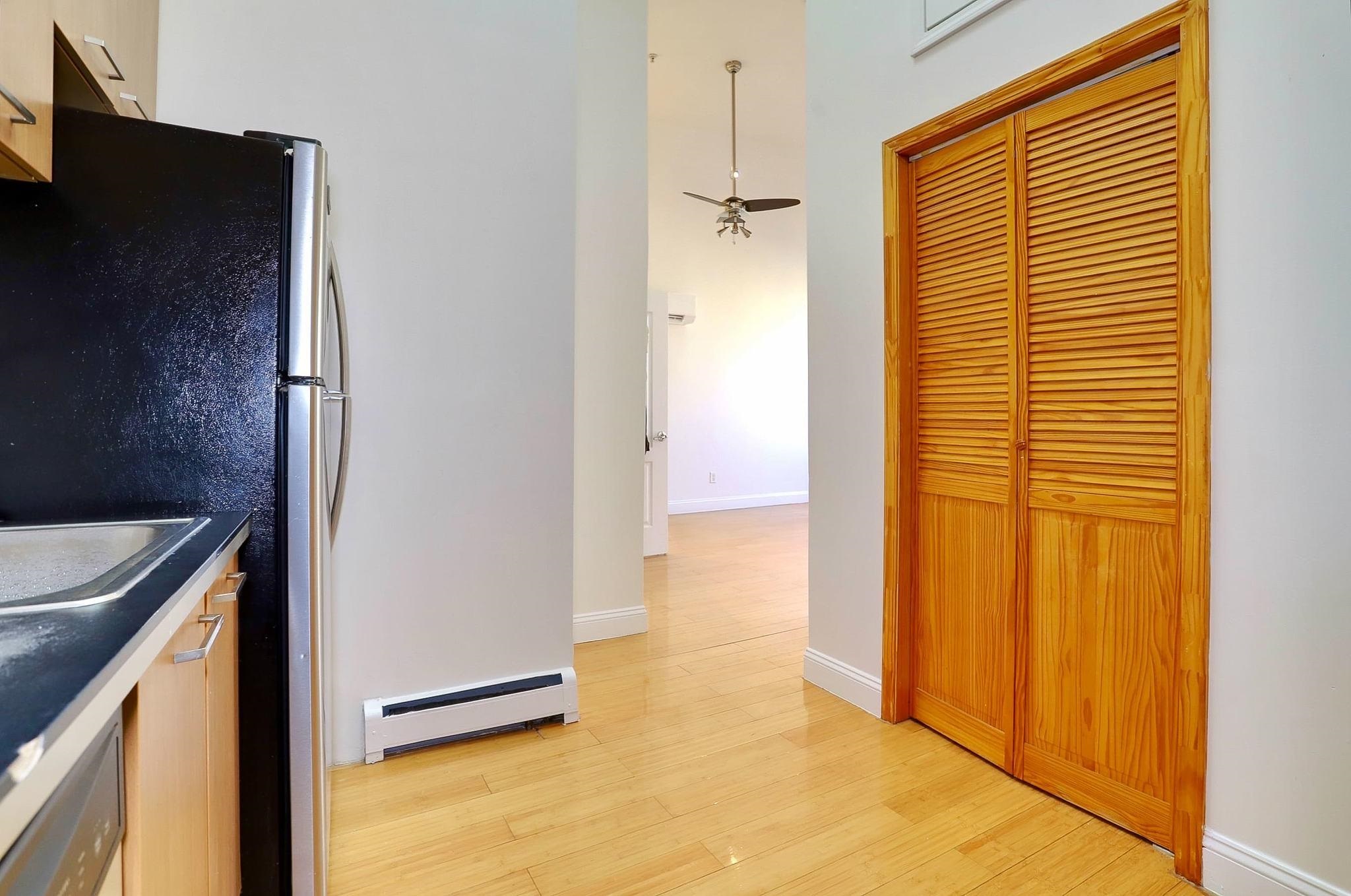 410 CENTRAL AVE Unit: 2D