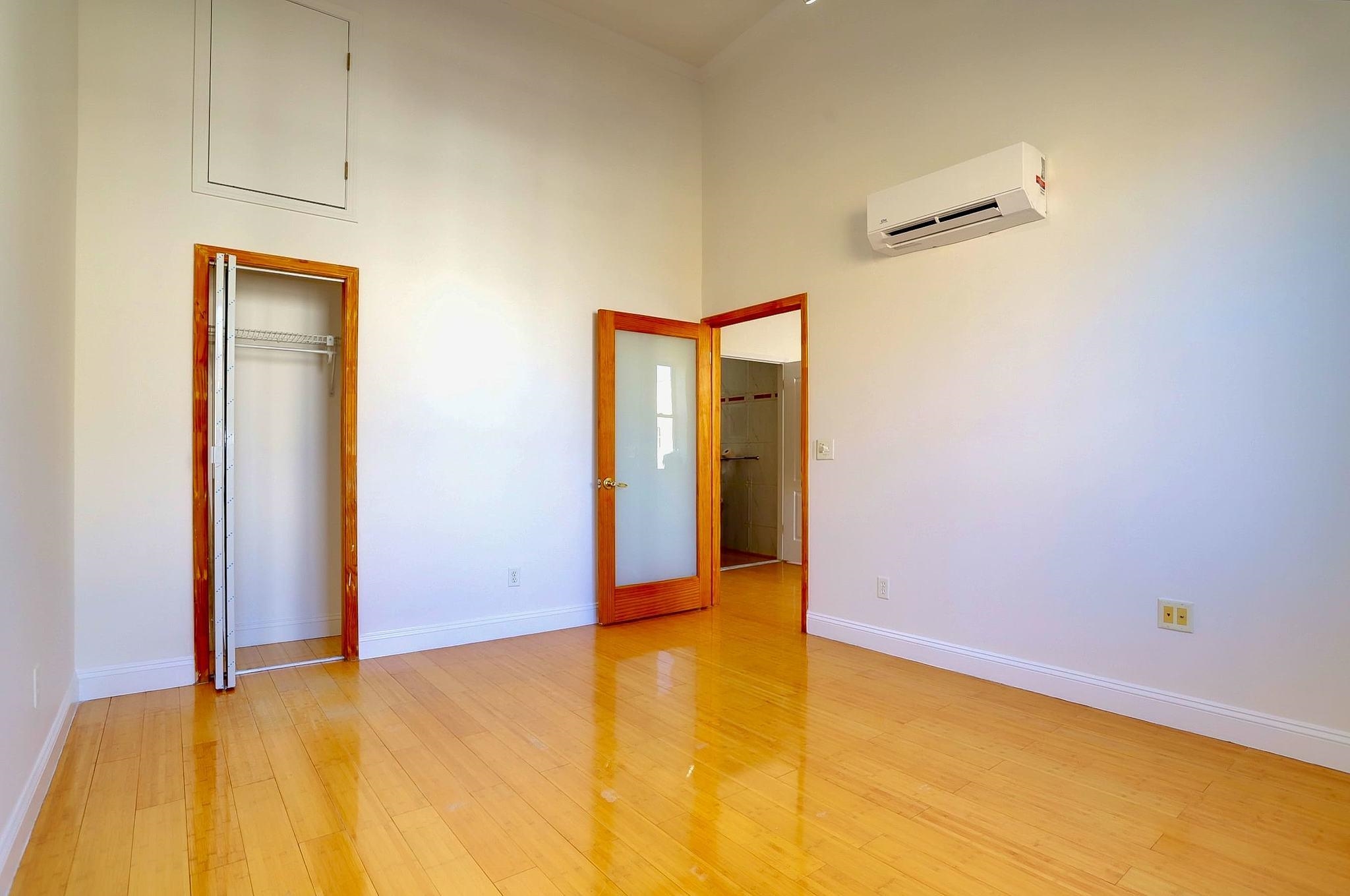 410 CENTRAL AVE Unit: 2D